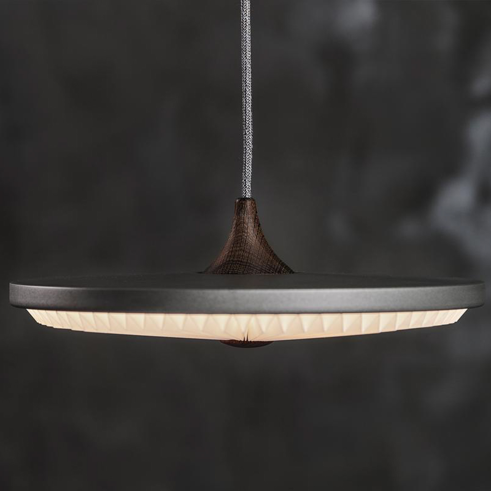 LE KLINT Soleil péndulo gris oscuro Ø35cm dim