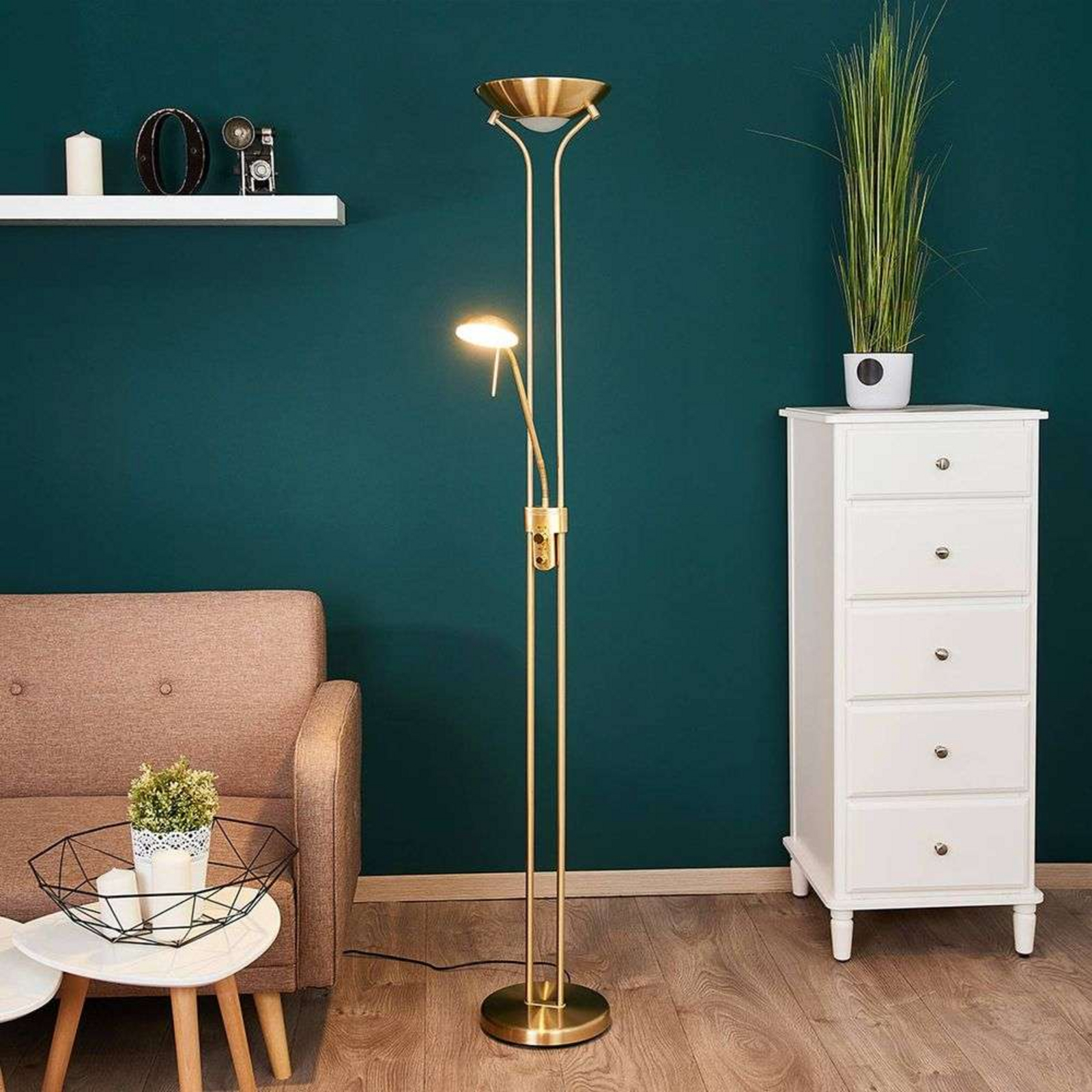 Josefin LED Lampadar Brass - Lindby