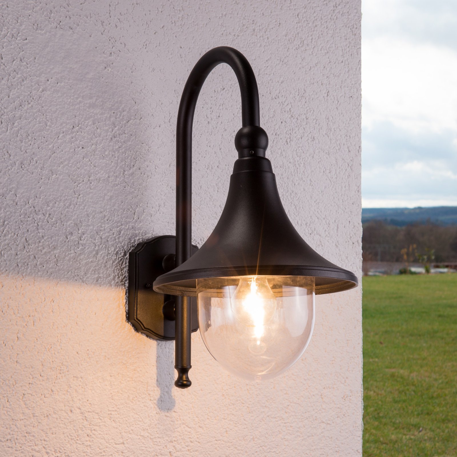 Lindby Elegant Daphne outdoor wall light in black, aluminium, polycarbonate, E27, 60 W, energy efficiency: A++, W: 24.5 cm, H: 44.2 cm