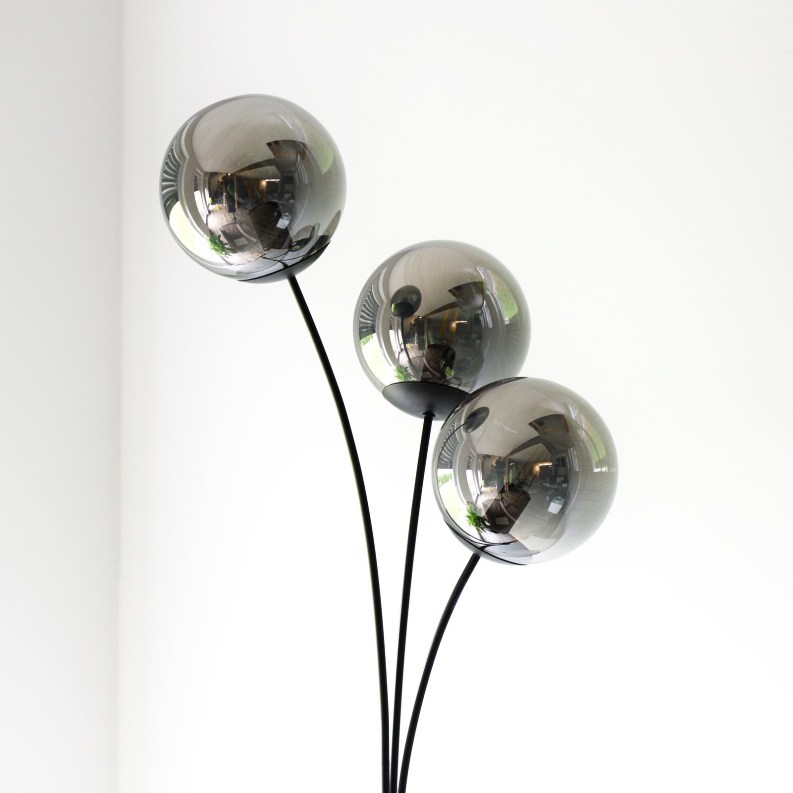 Green Widow floor lamp with glass shades