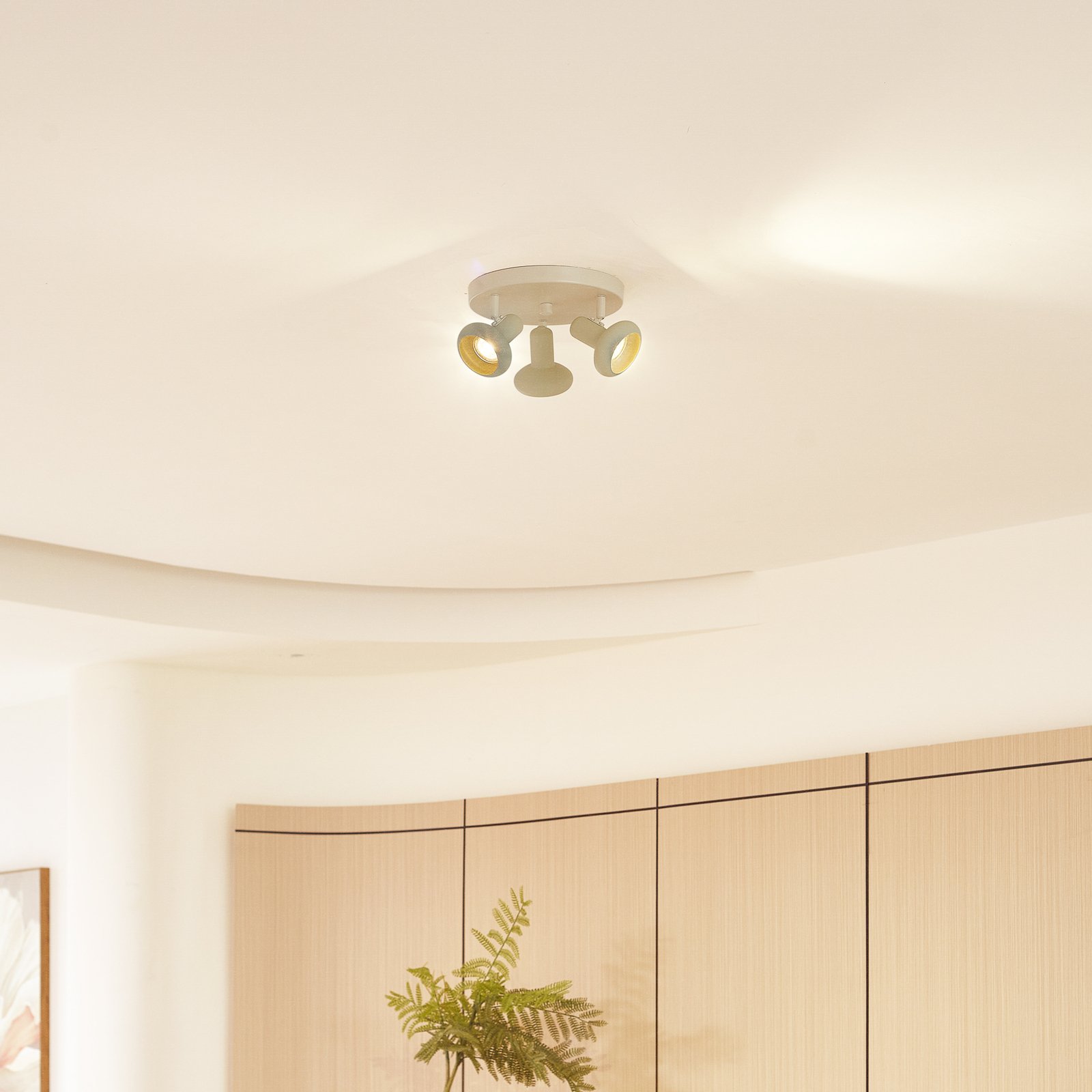 Lindby Huby downlight, 3 lyskilder, kremfarget/lysegrønn, jern