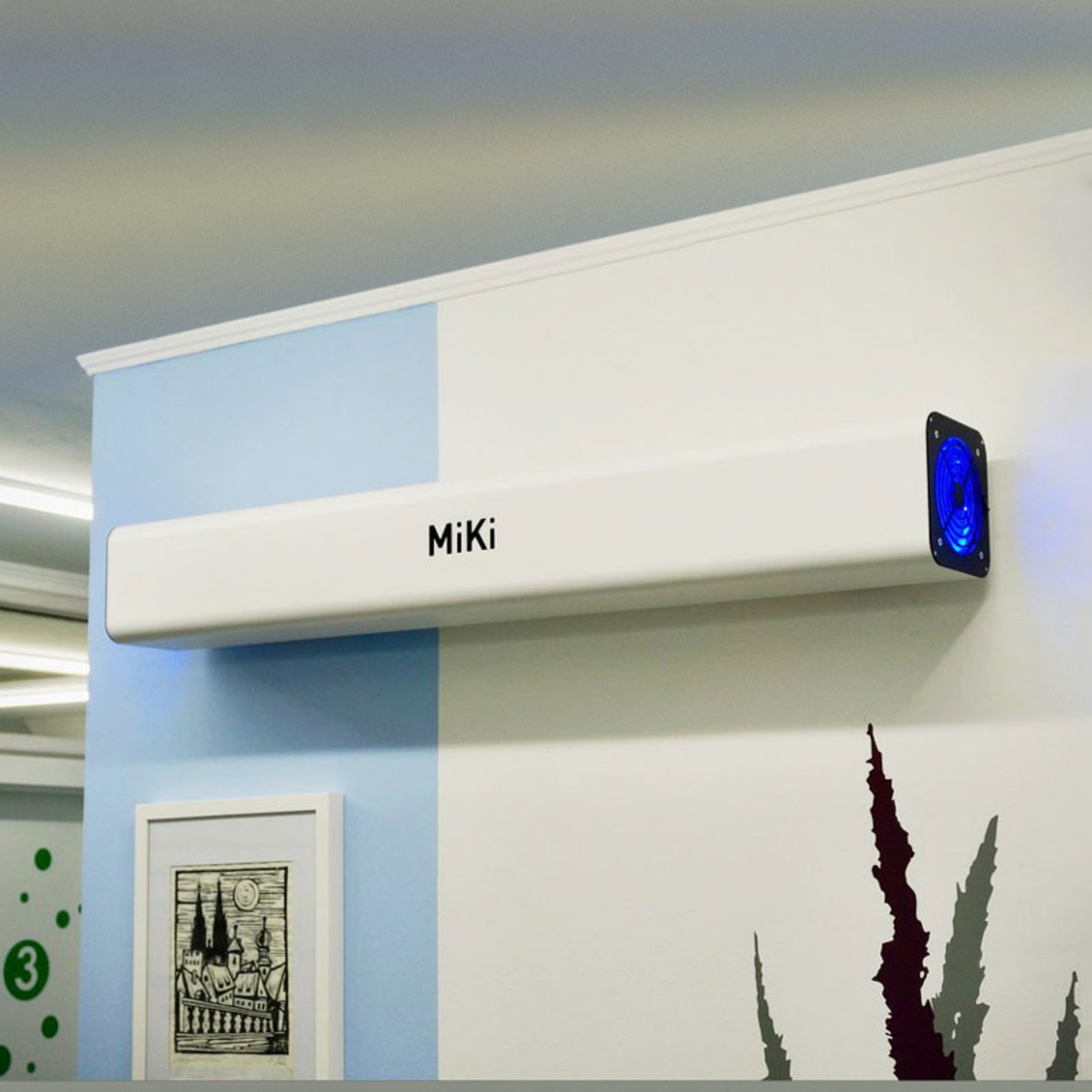 Oczyszczacz powietrza UV-C MiKi 2, montaż ścienny