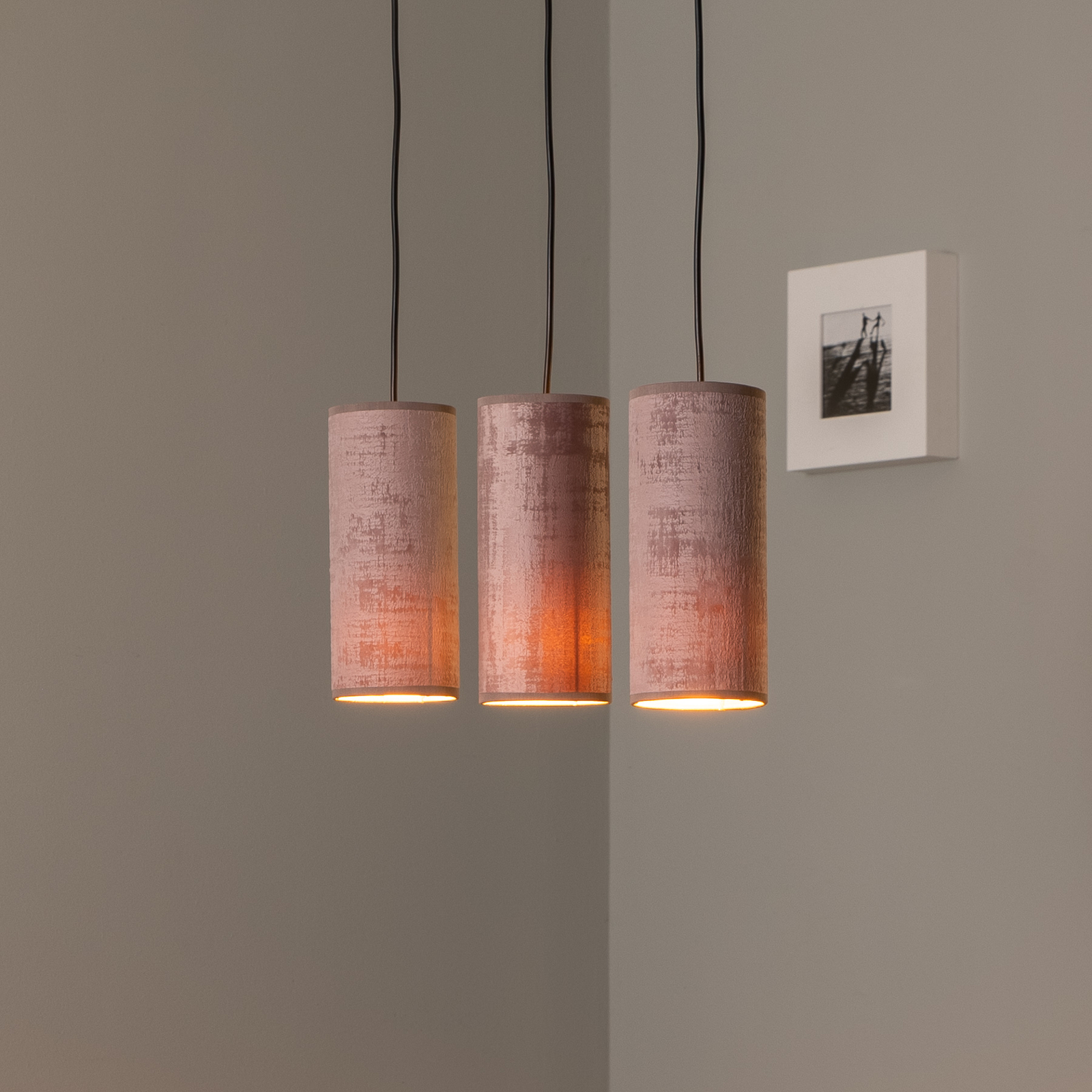 Suspension Joni tissu allongée 3 lampes rosé doré