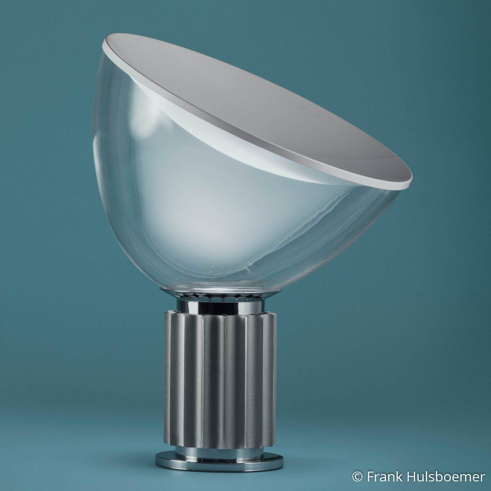 FLOS Taccia small - lampa stołowa LED, czarna
