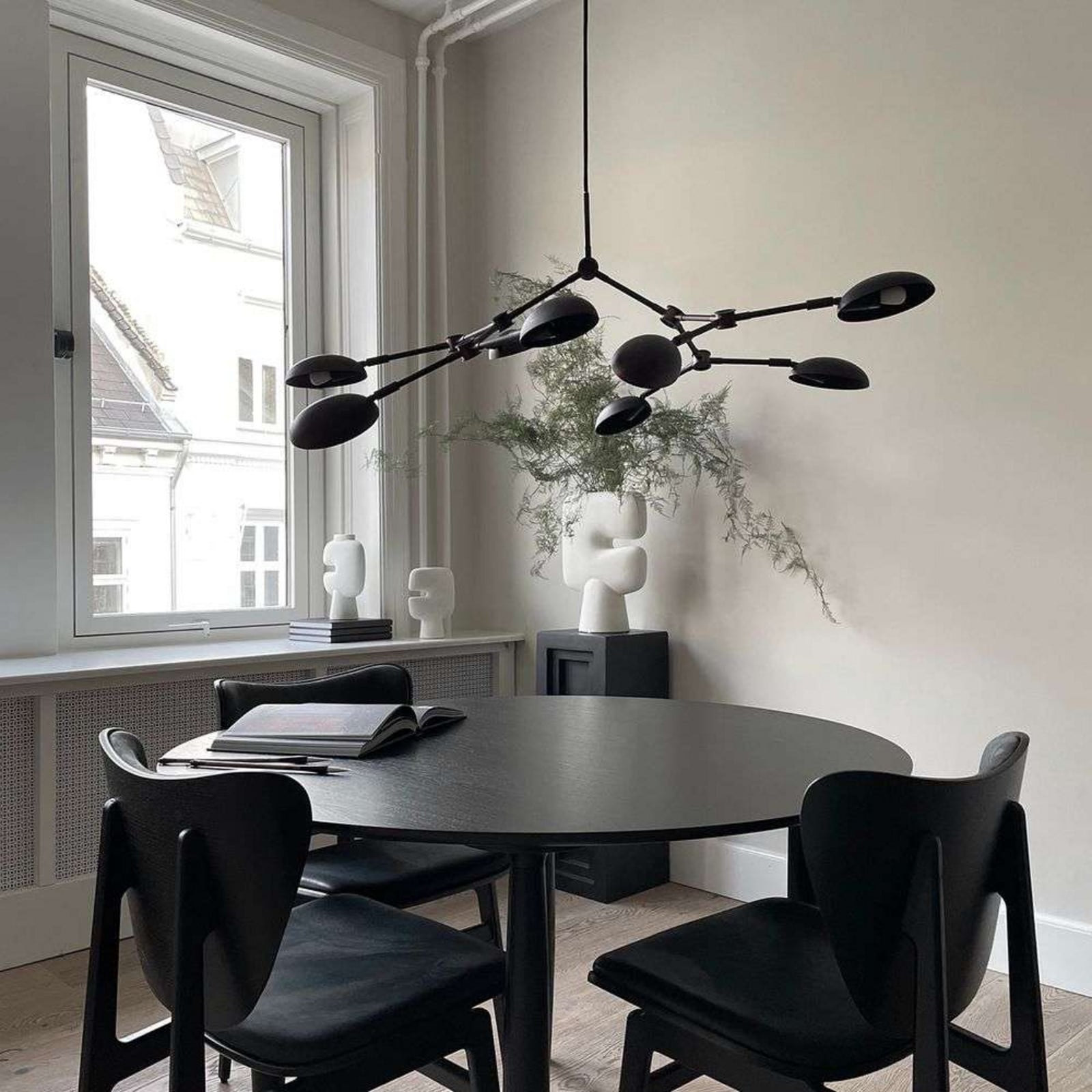 Drop Lysekrone Mini Burned Sort 101 COPENHAGEN - Stue - Metal