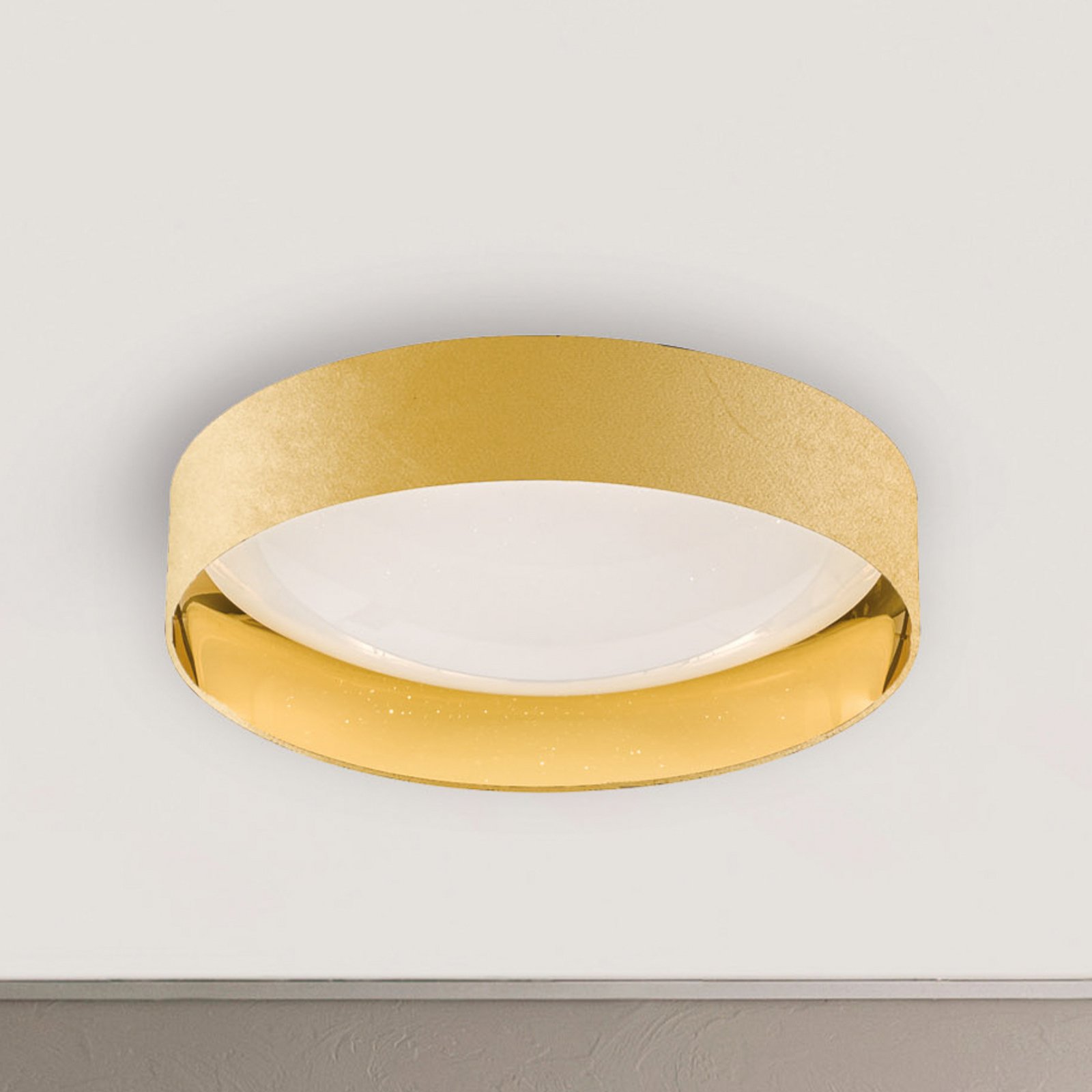 Aura LED ceiling lamp, dimmable via a wall switch