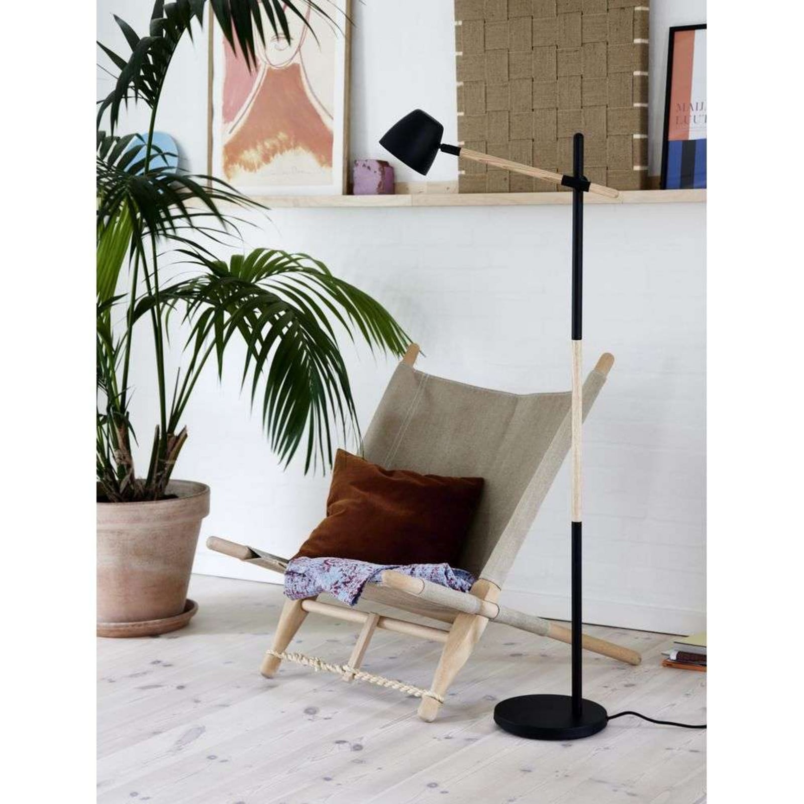 Theo Golvlampa Black Nordlux - Vardagsrum - Metall | Produkter - Golvlampor | Lampspecialisterna