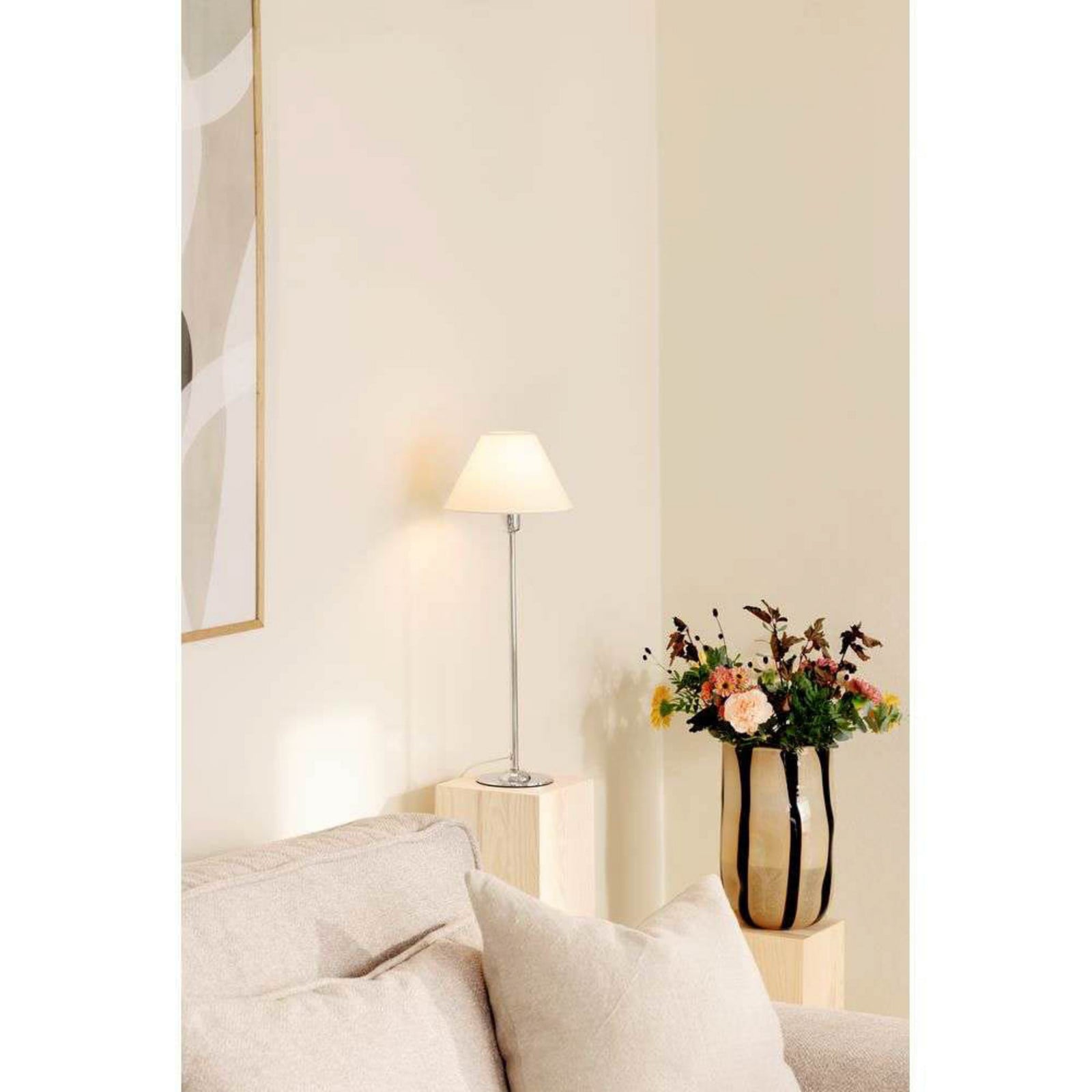 Iris 45 Bordslampa Chrome/Cream Globen Lighting - Vardagsrum - Metall