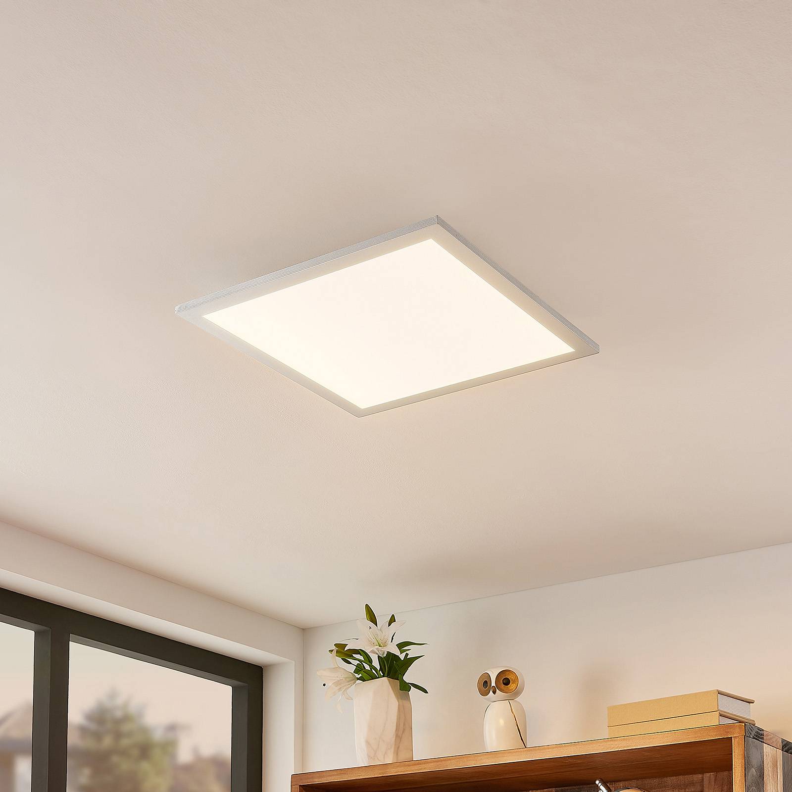 Lindby Kjetil LED-loftpanel app RGB 40 x 40 cm