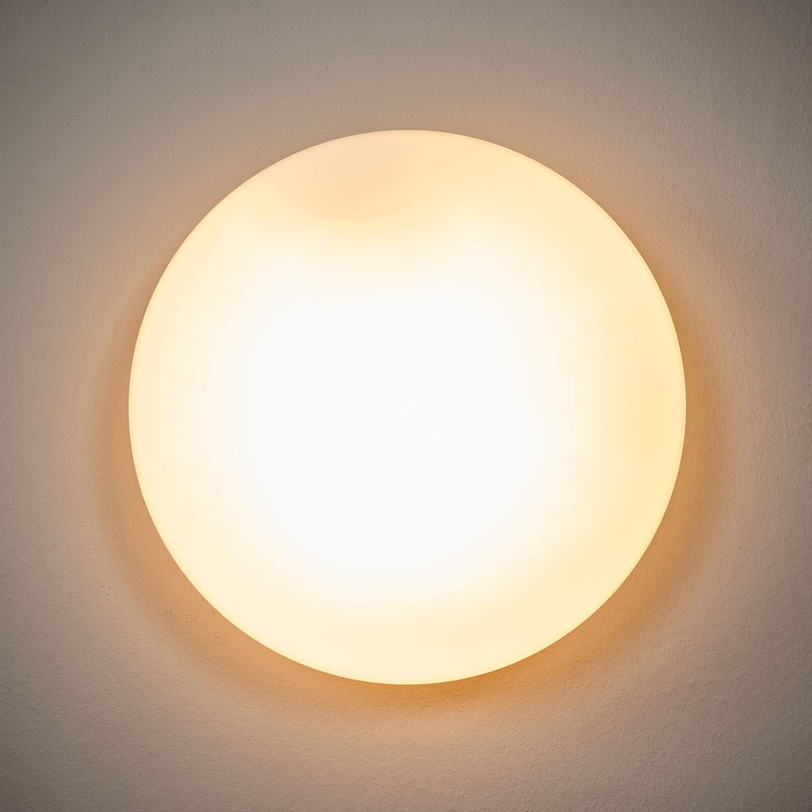 Plafondlamp Alba van opaalglas, Ø 25 cm