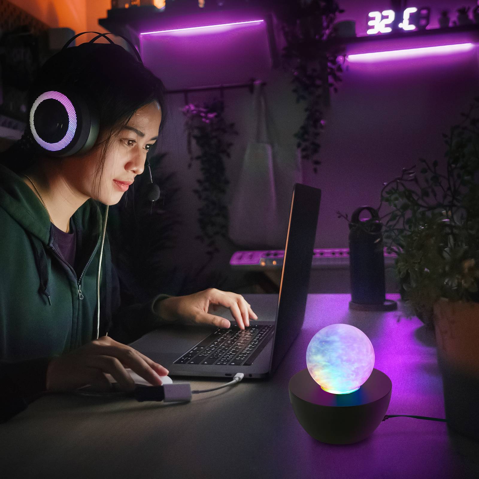 Lampa stołowa LED Fog, czarna/przezroczysta, skokowa zmiana barw RGB, Ø 12 cm
