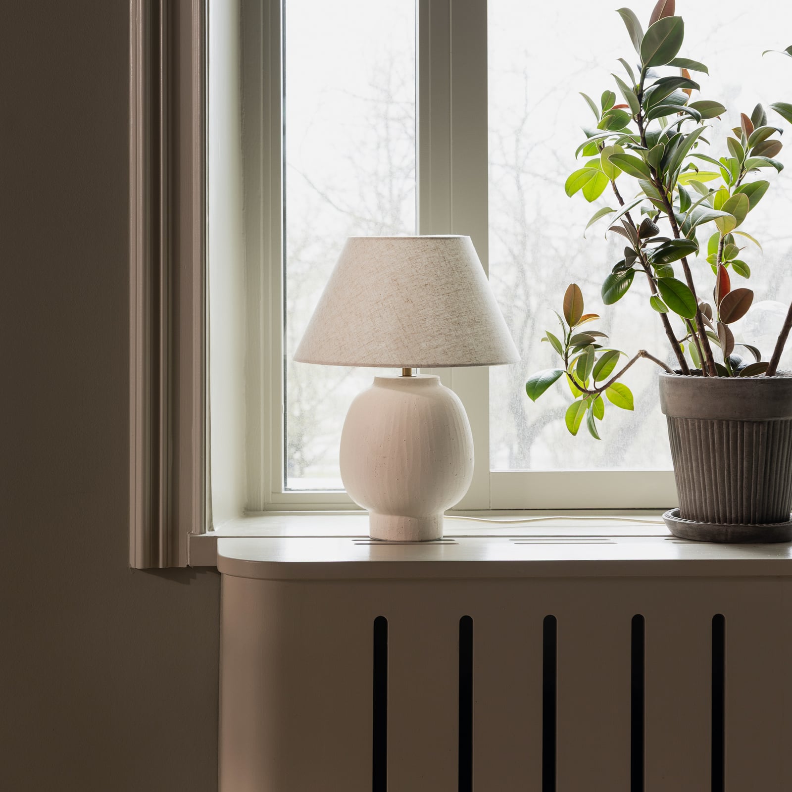 Lorenzo table lamp, beige, height 46 cm – Globen Lighting Lorenzo table lamp, beige, height 46 cm – Globen Lighting