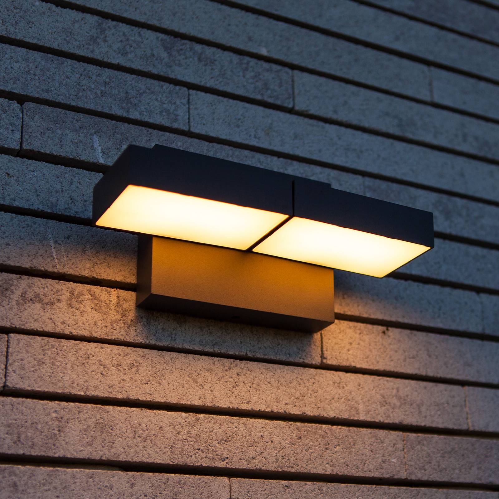 Kinkiet zewnętrzny LED TWISTO, ciemnoszary, szerokość 15 cm, IP65