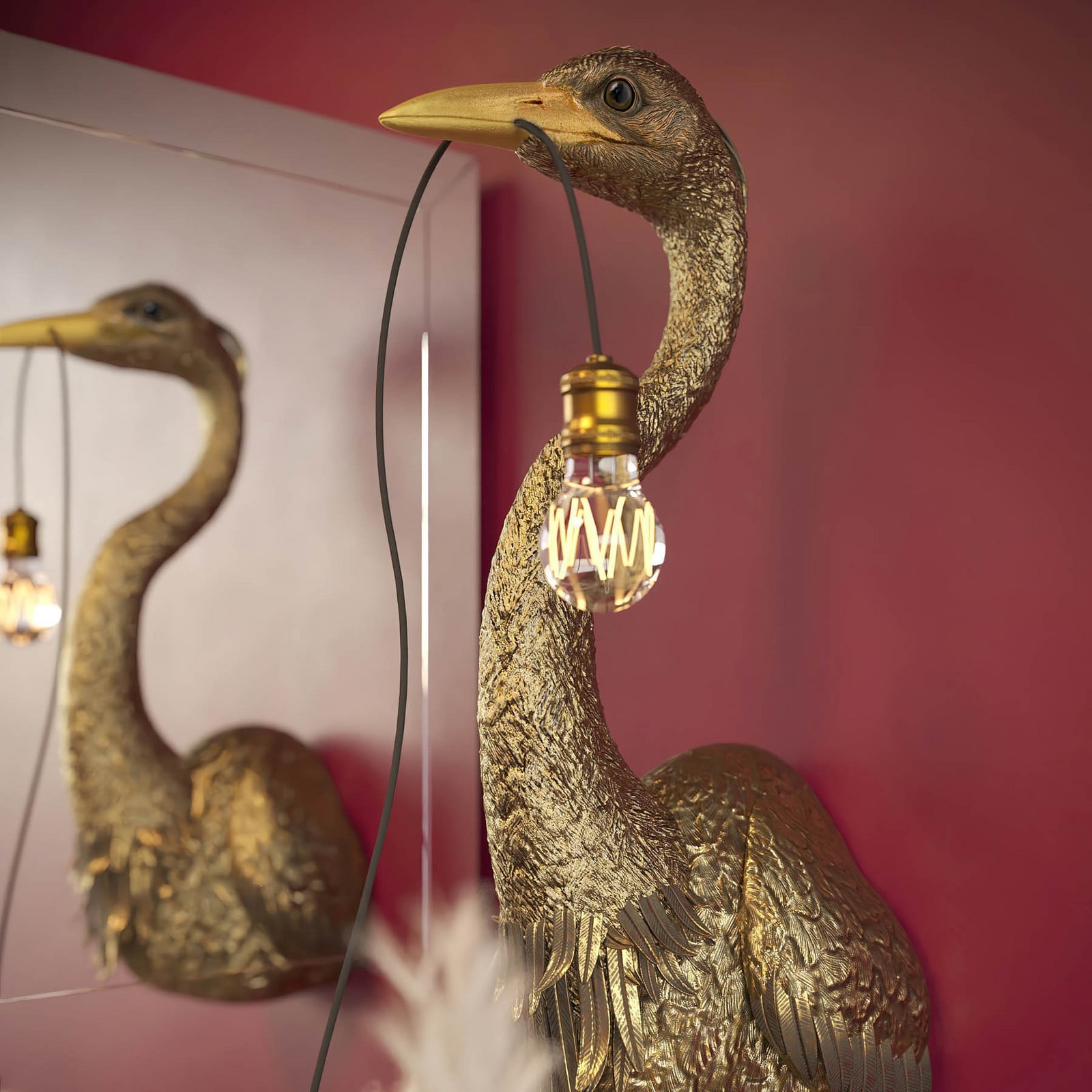 Candeeiro de parede KARE Animal Heron com ficha