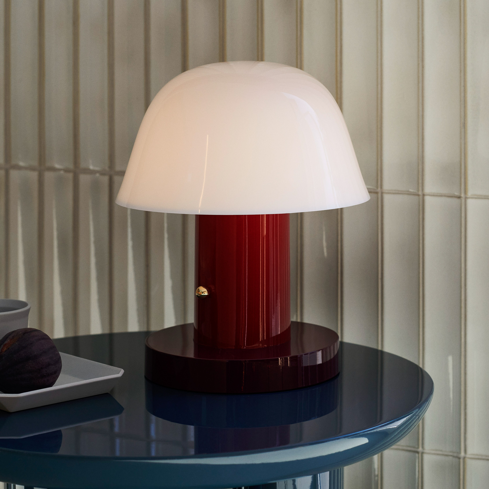 Setago JH27 Portable Tafellamp Maroon/Grape - &Tradition