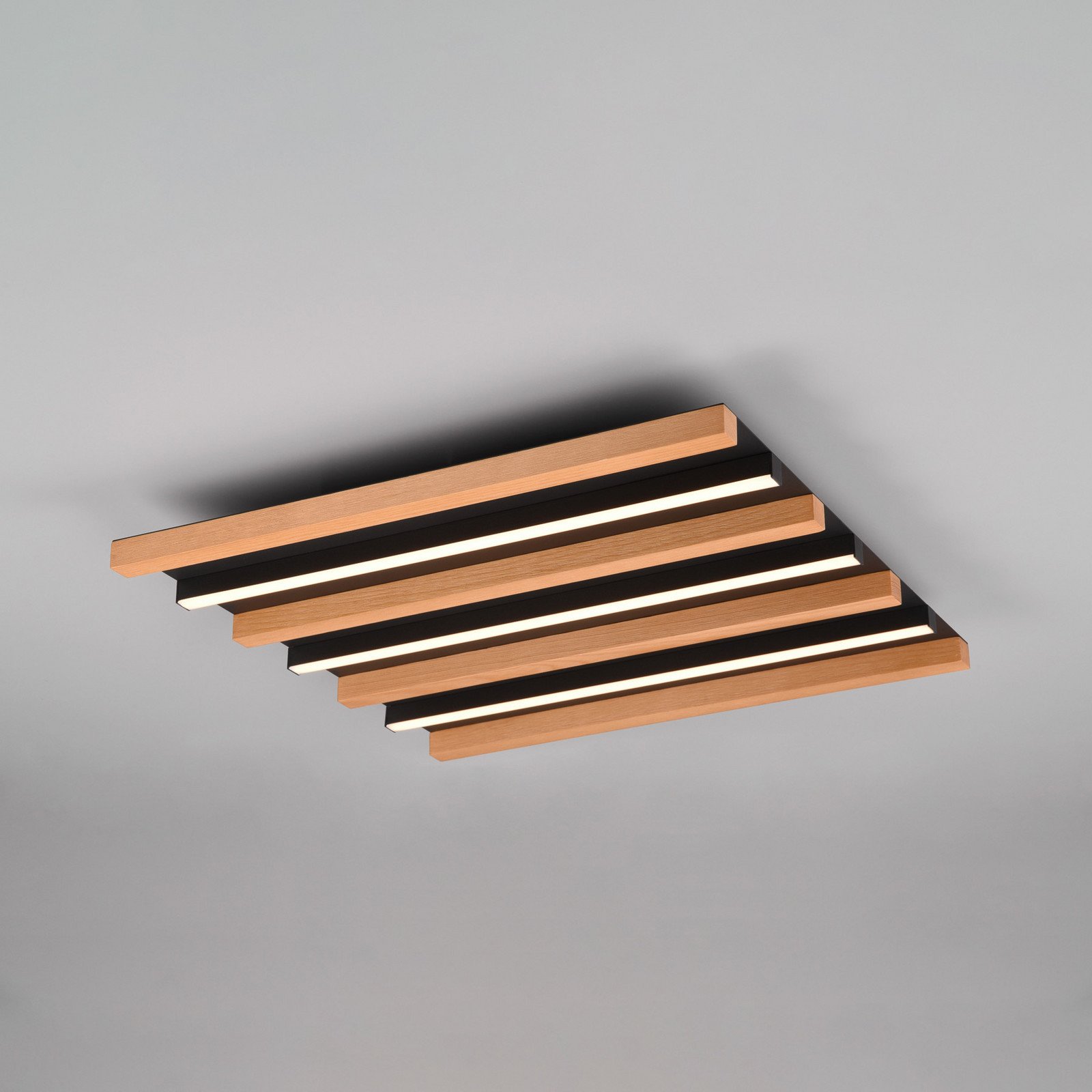Trio Lighting Plafonieră LED Fontana 46 x 30 cm lemn/negru lemn/metal - Camera de zi / sufragerie - modern - lemn deschis negru