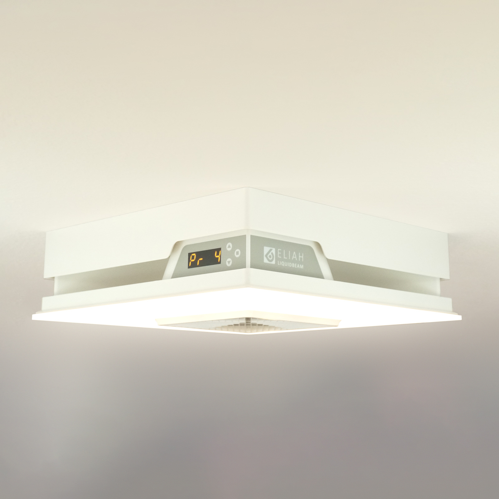 helbrede ude af drift dårlig Eliah LED-loftlampe med indbygget opvarmning | Lampegiganten.dk