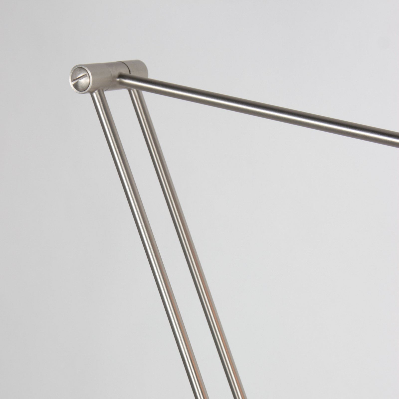 Lampa stojąca LED Zenith2, 1-punktowa, stalowa, CCT, pilot Lampa stojąca LED Zenith2, 1-punktowa, stalowa, CCT, pilot