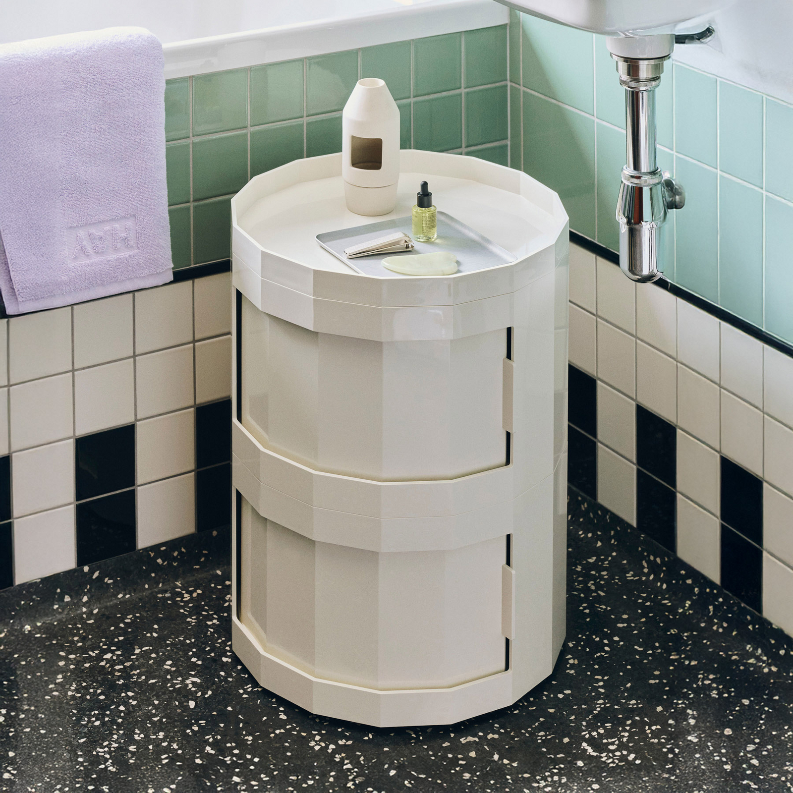 Facet Cabinet 20 sidobord, krämfärgat, ABS - HAY