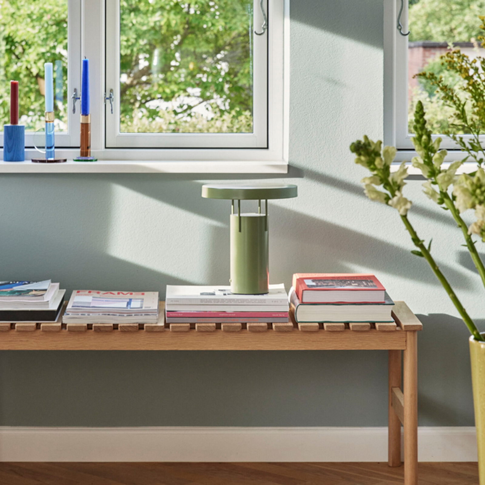 BringMe Table Lamp Green - Hübsch