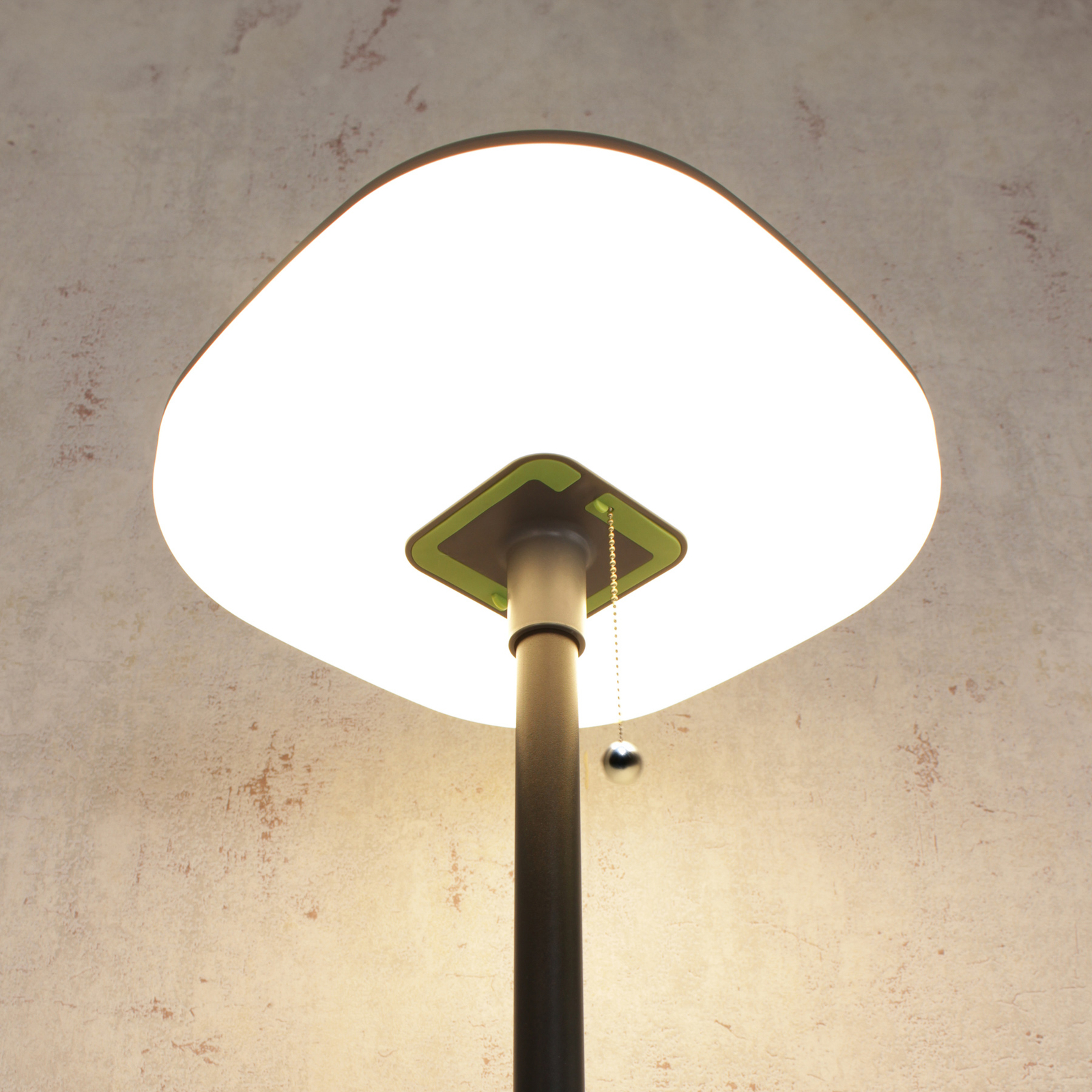 Solara Lámpara de pie LED recargable, negra, altura 170 cm, aluminio