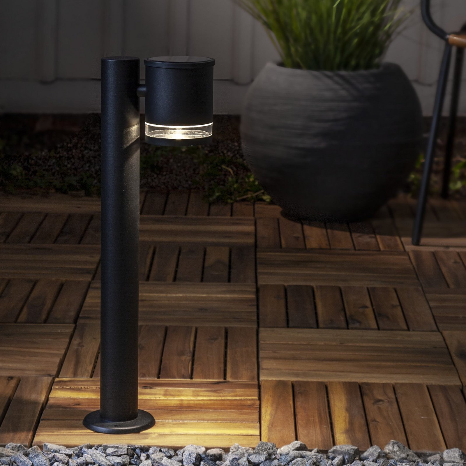 Luz de pedestal solar LED Viena, preto, metal, altura 50 cm