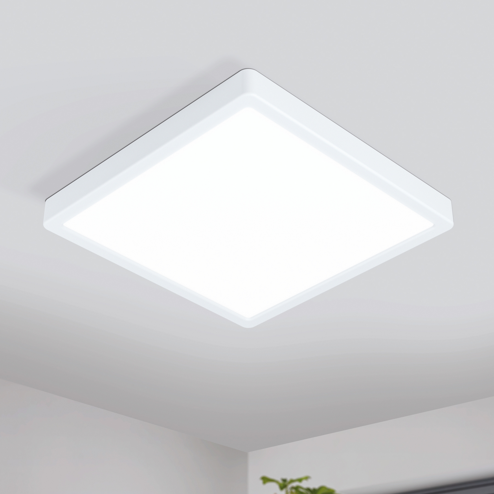 EGLO connect Fueva-Z Deckenlampe 28x28cm weiß
