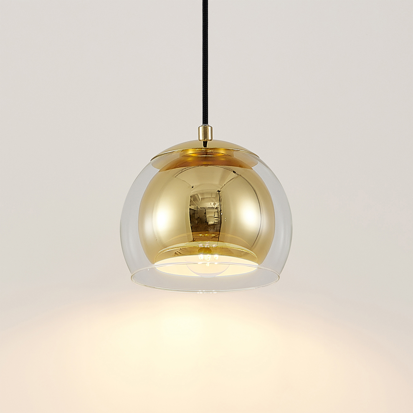 Lindby Daymien függő lámpa, egy izzós, sárgaréz