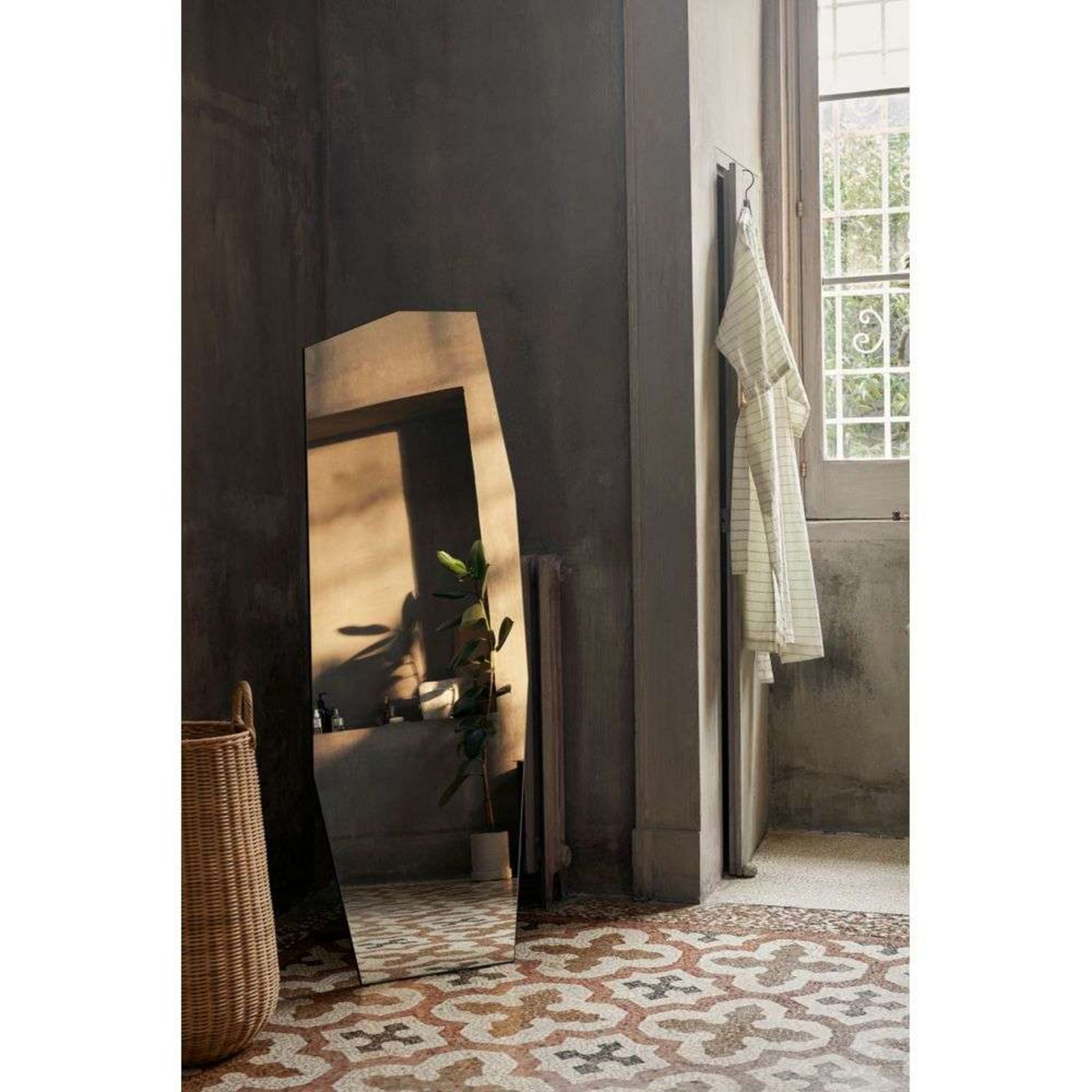 Shard Free Standing Mirror Full Size Black - ferm LIVING