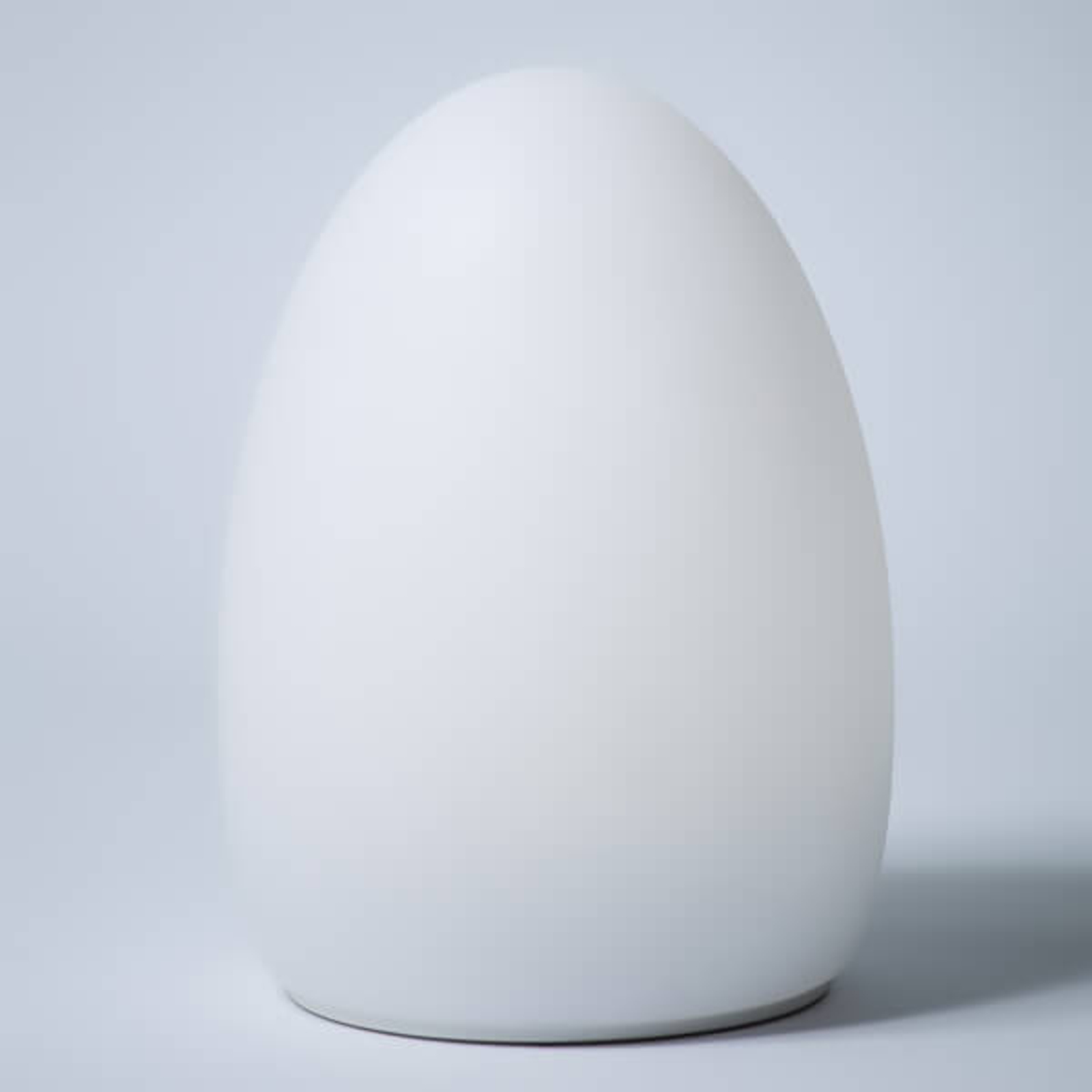 Egg - uma luz decorativa controlada por uma aplicação com bateria