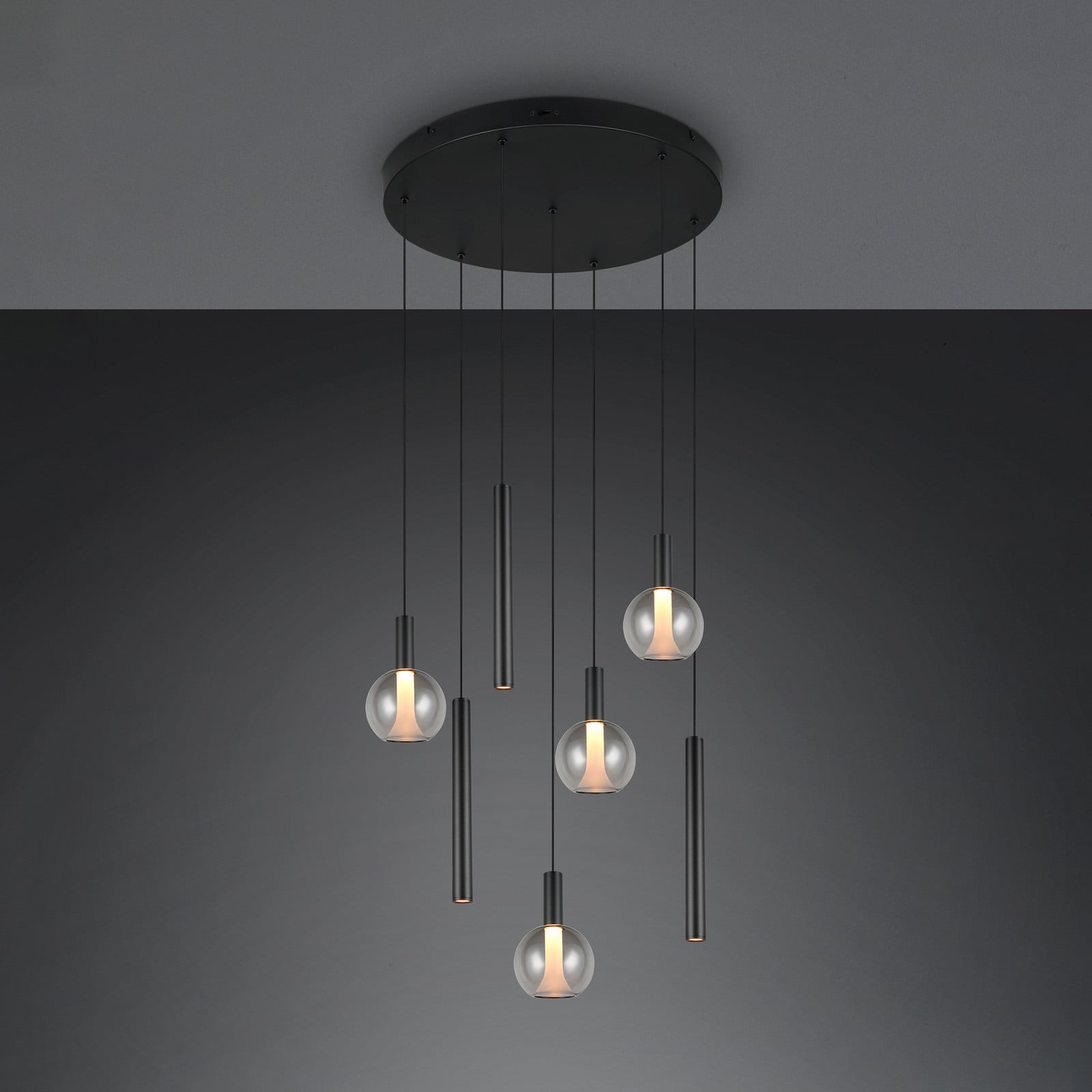 Trio Lighting LED висяща лампа „Меларо“, Ø 59 см, черна, метал/стъкло, CCT, 7-лампова