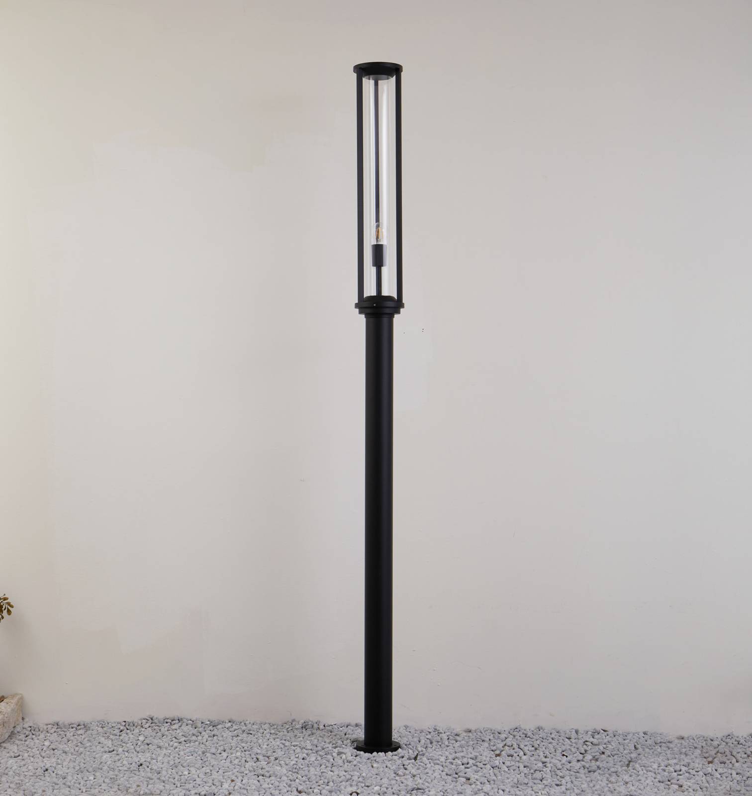 Lucande Außenleuchte Alivaro, schwarz, 220 cm, E27, IP65 günstig online kaufen