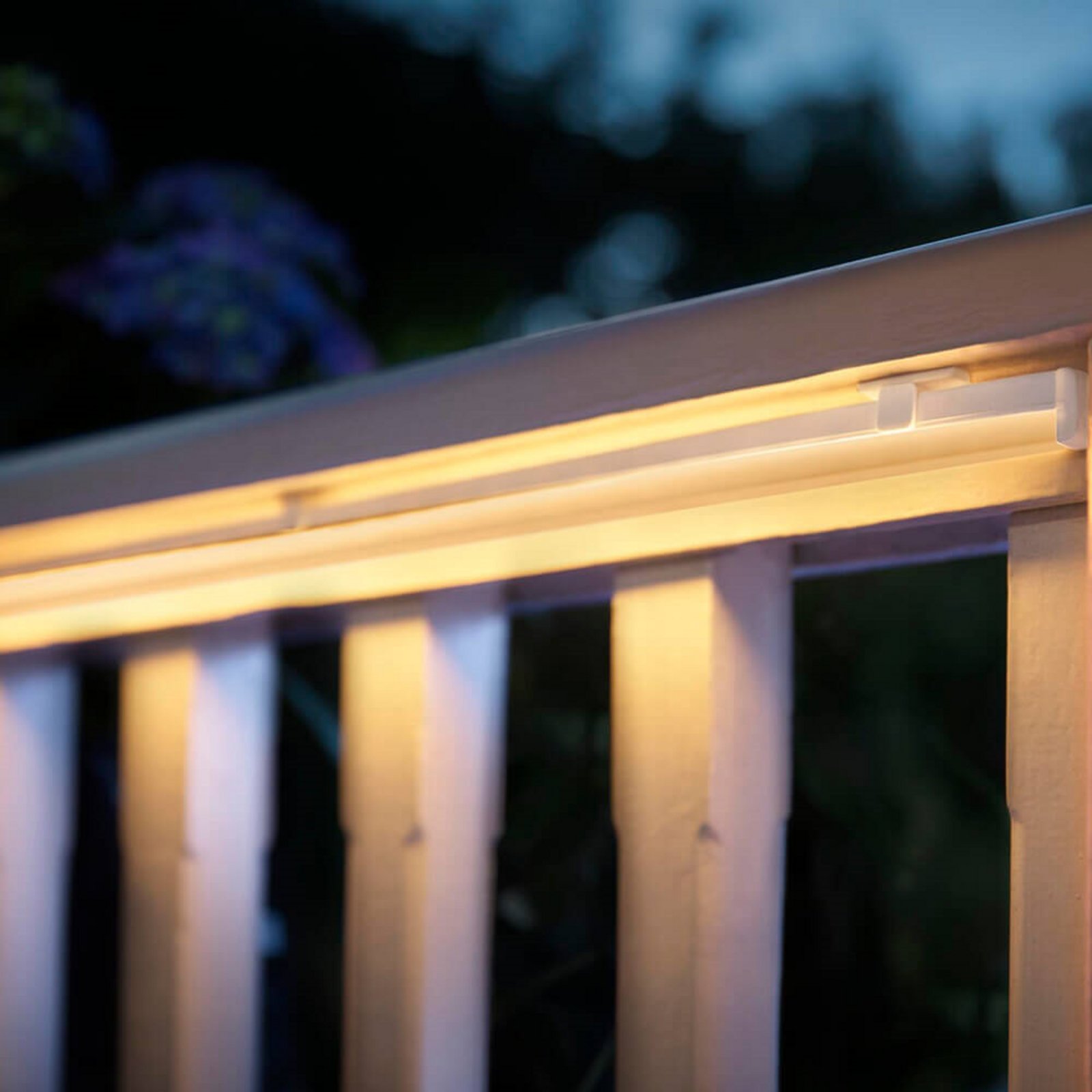 Hue Outdoor Lightstrip 5m White/Color Amb. - Philips Hue