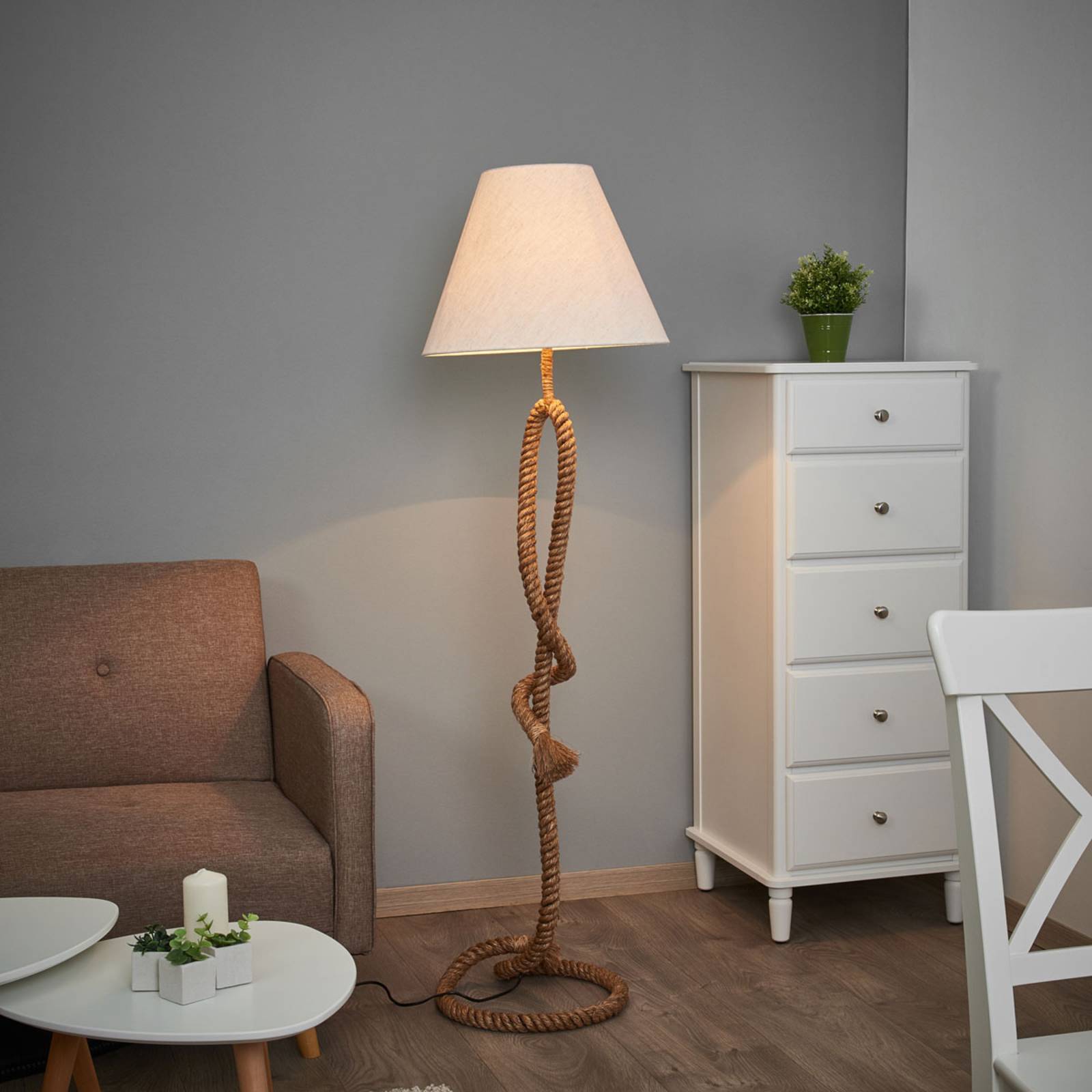 E-shop Stojaca lampa Victoria, s priemerom tienidla 45 cm