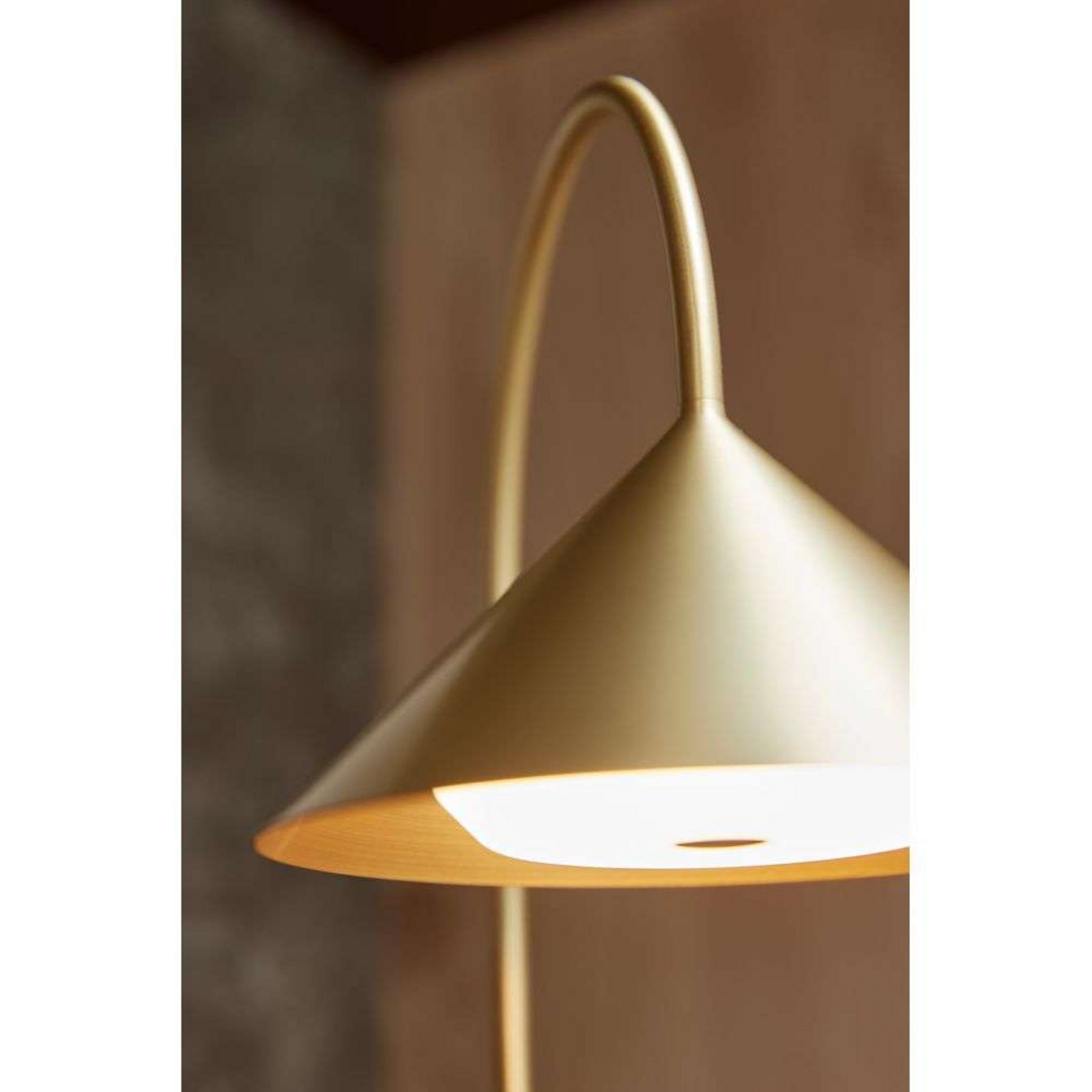 Grasp Portable Lampadar H72 Solid Brass - Frandsen