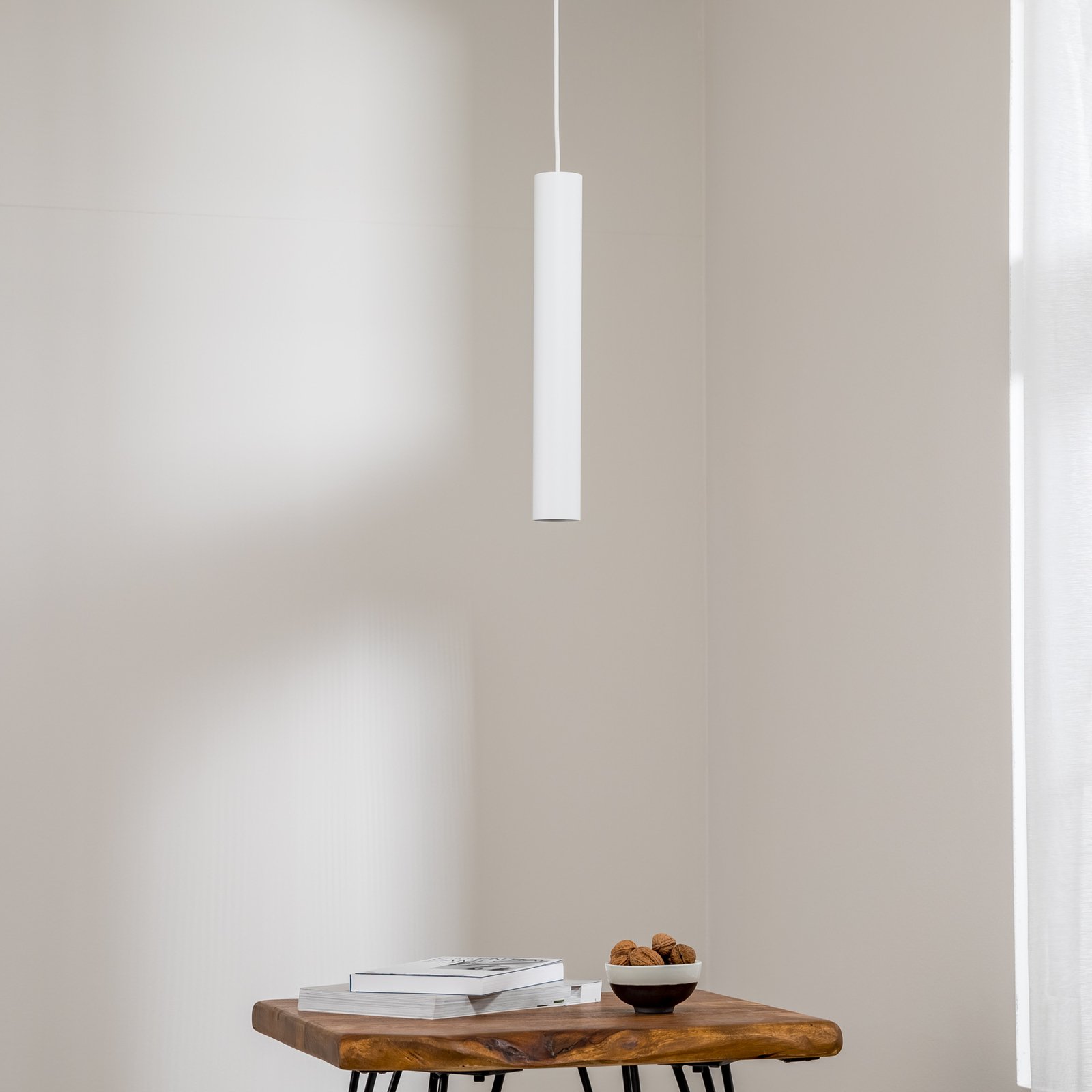 Eye pendant light, 1-bulb, white, shade height 40 cm