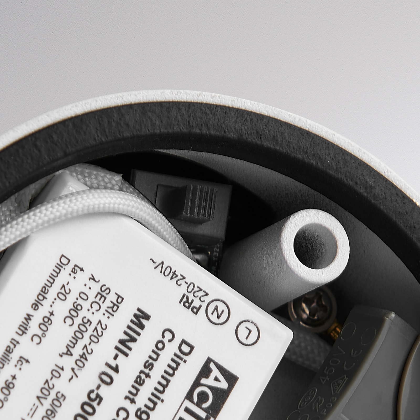 LED-utomhustaklampa MAG MINI, vit, Ø 9 cm, CCT, dimbar, IP44