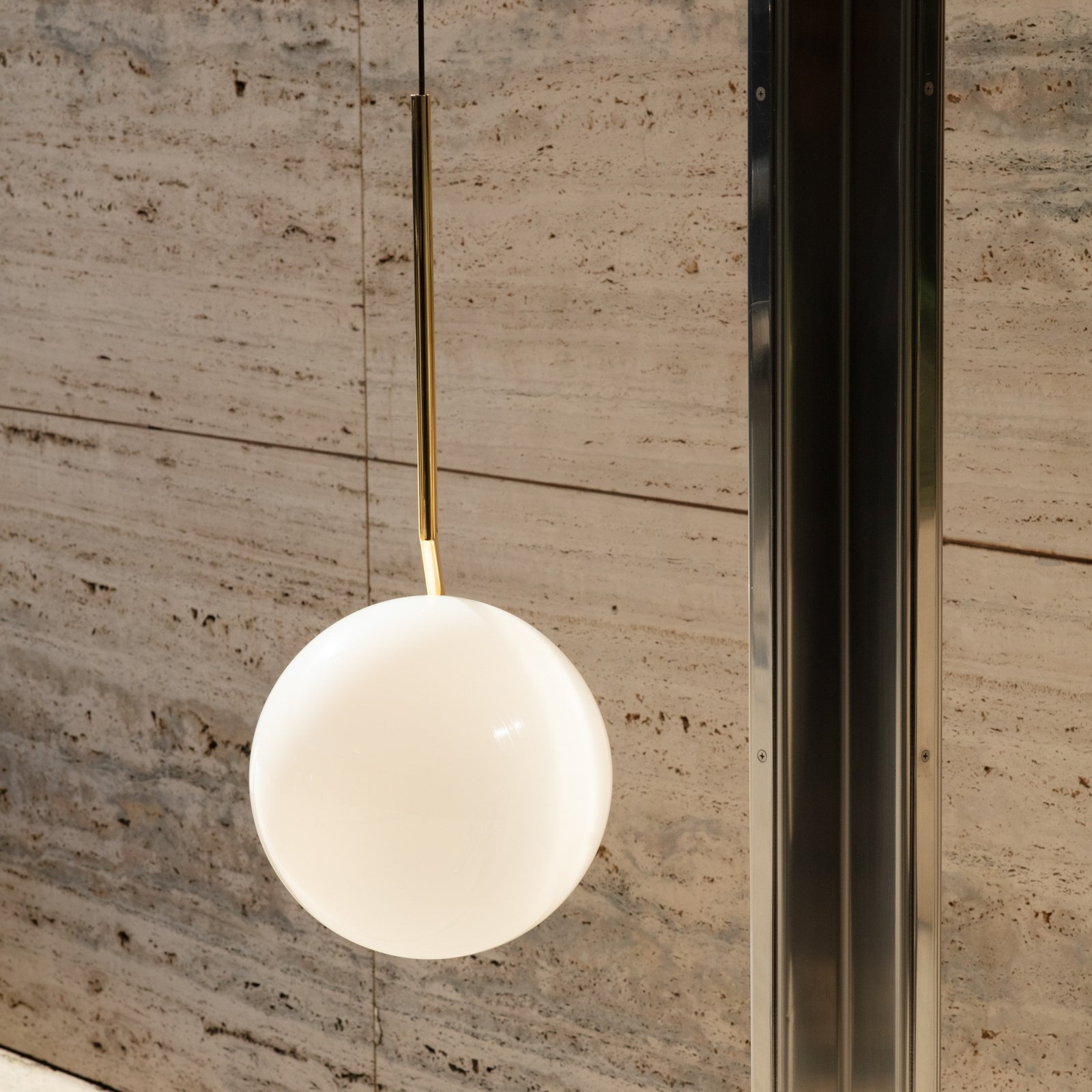 FLOS pendant light IC S3, brass-coloured, glass