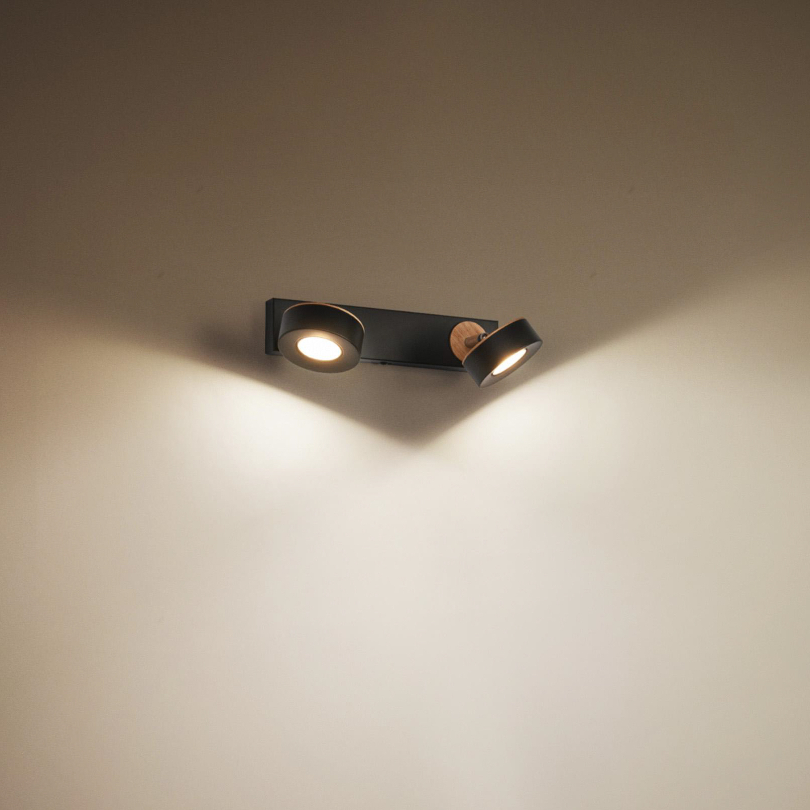 LEDVANCE Faretto da soffitto Pluto, acciaio, legno, a 2 luci, nero