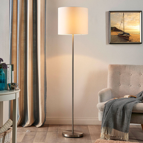 Lampadaire Parsa avec abat-jour en textile blanc