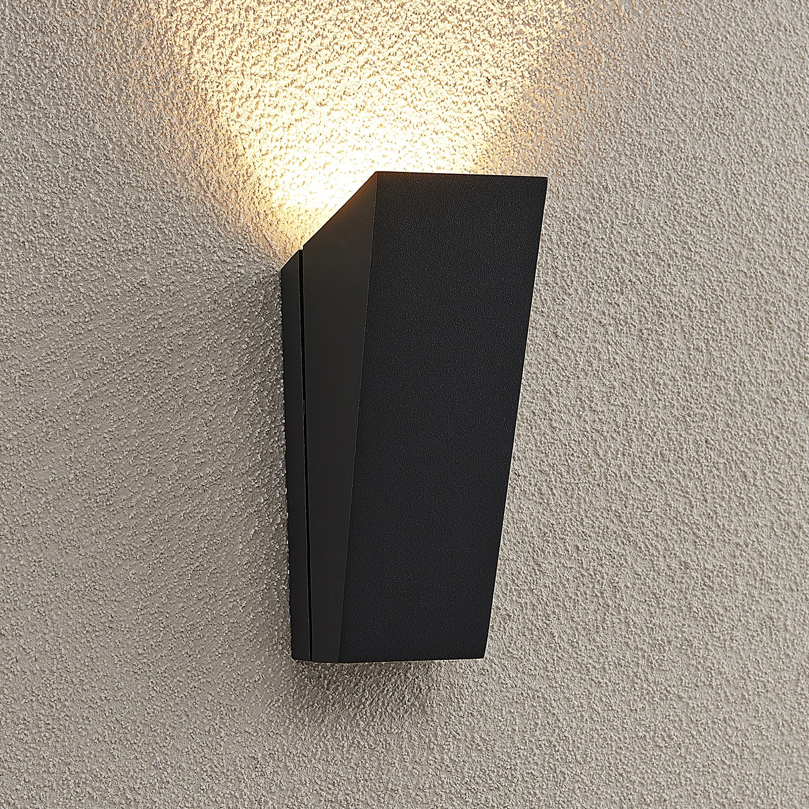 Lucande Maniela LED-Außenwandleuchte, Uplight
