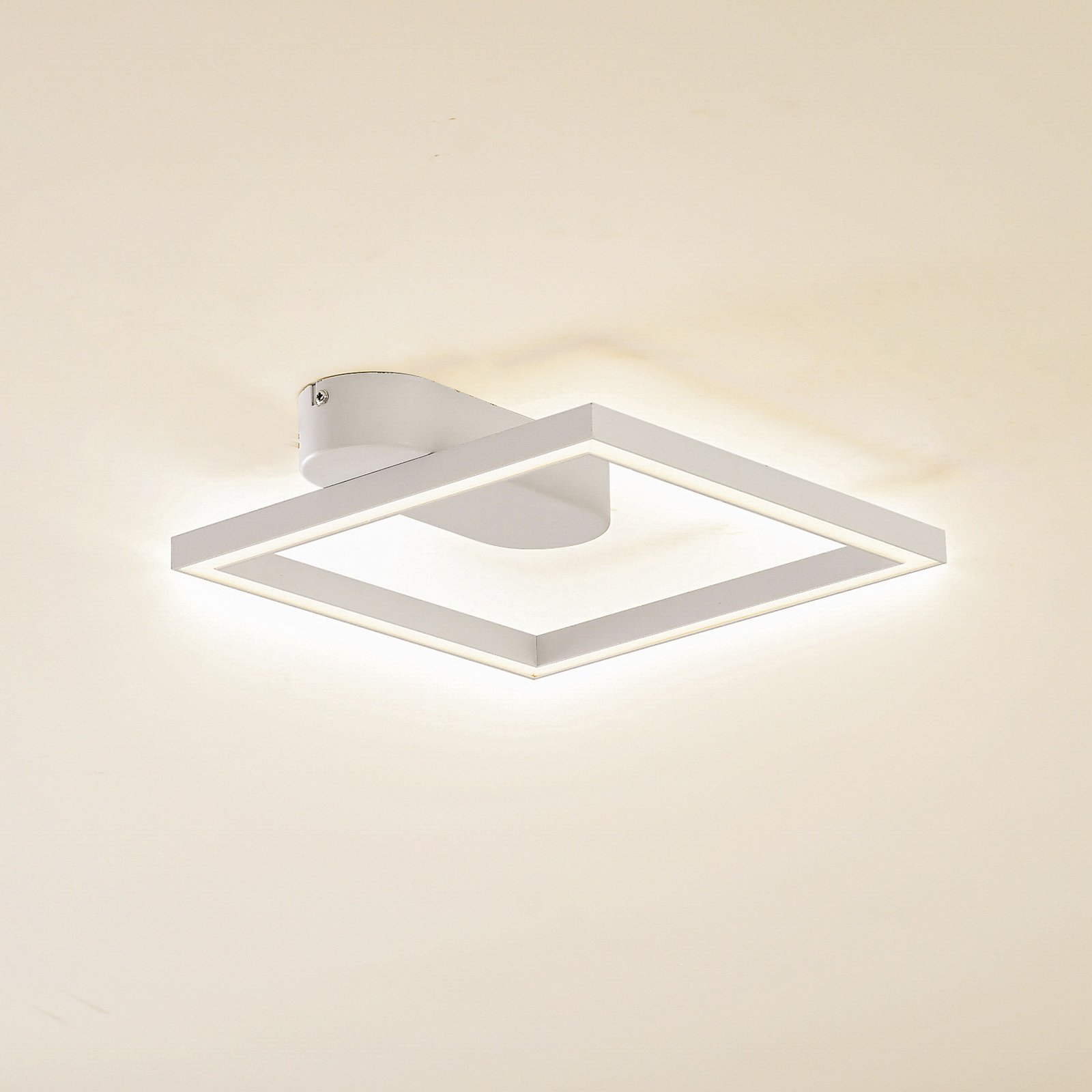 Yulla LED Plafond Vit - Lindby