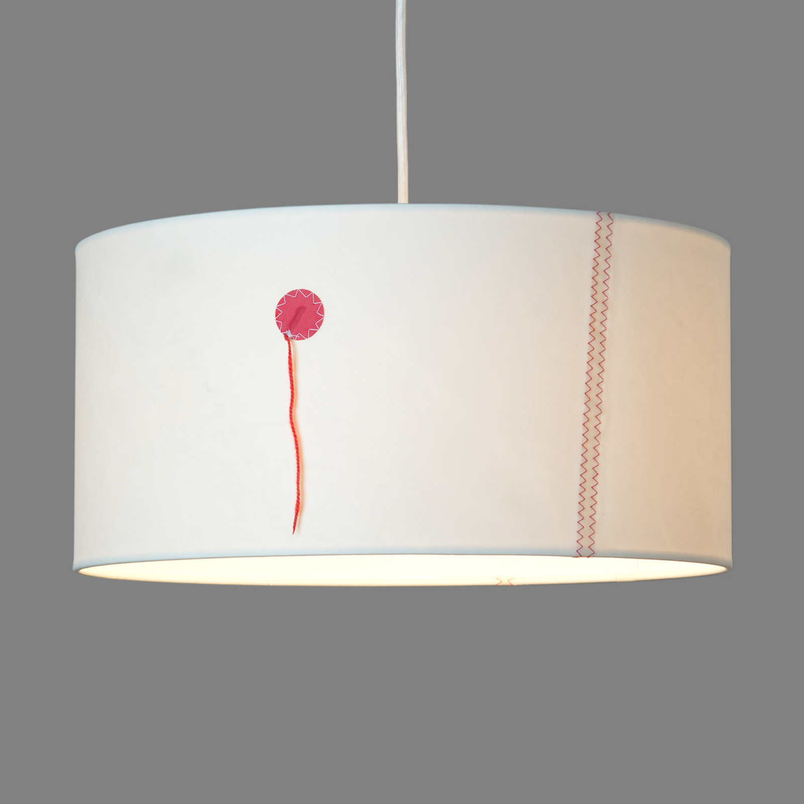 Traditionsschiff hanging light sail white/red