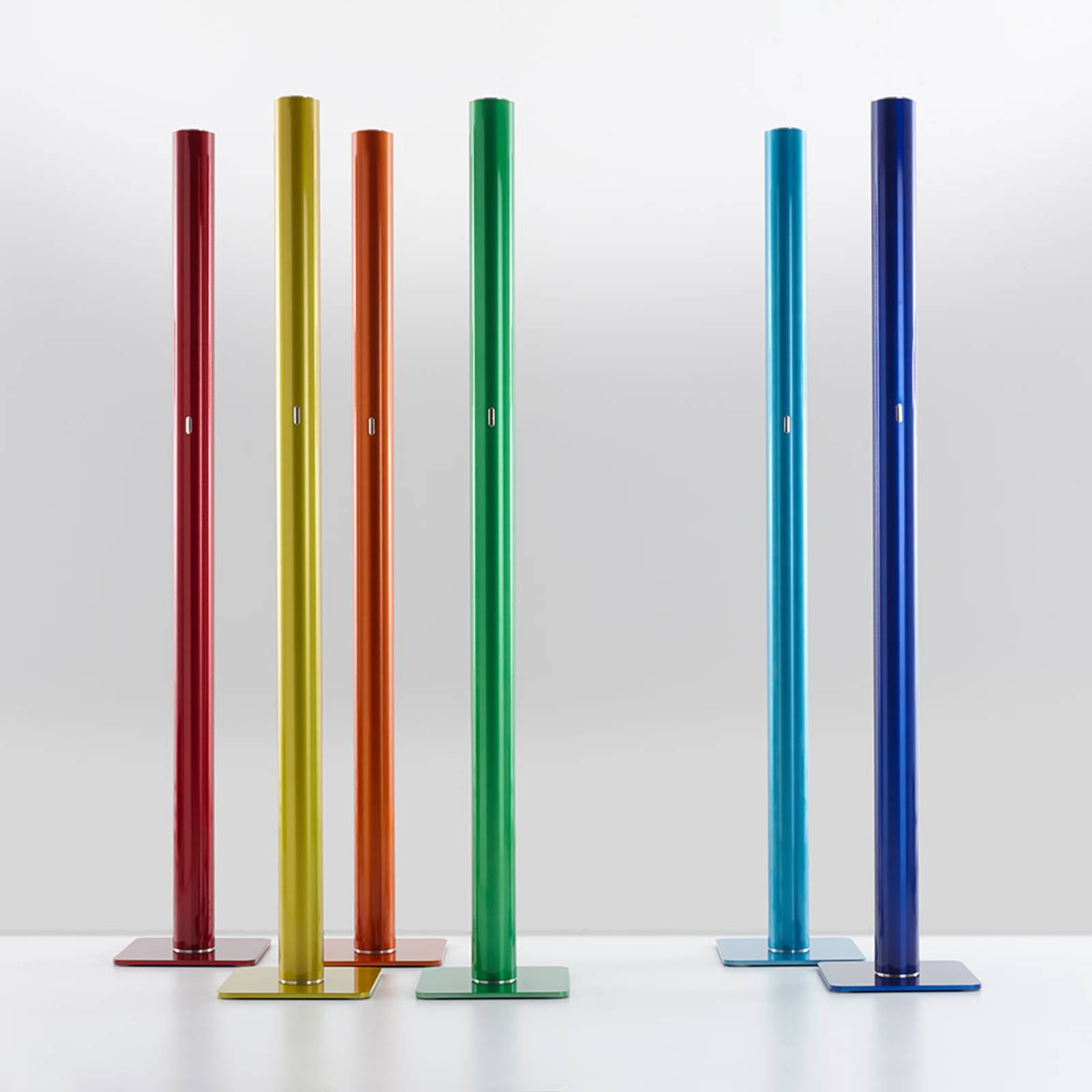 Artemide Ilio lampa stojąca LED czerwona 2 700 K