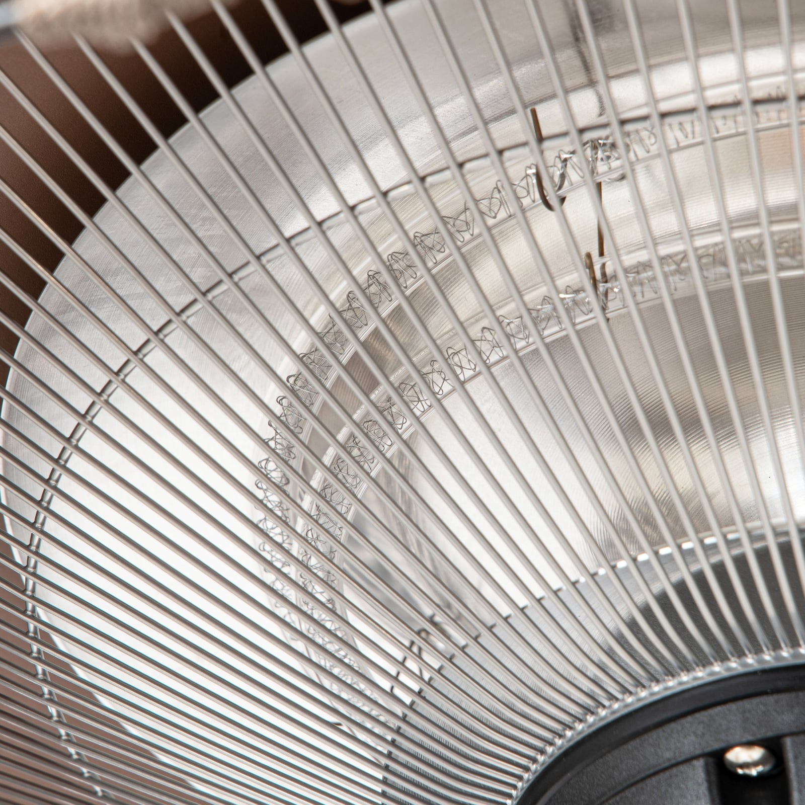 Radiateur rayonnant Pyravo, marron, 200 cm, aluminium, IP44 - Lucande Radiateur rayonnant Pyravo, marron, 200 cm, aluminium, IP44 - Lucande