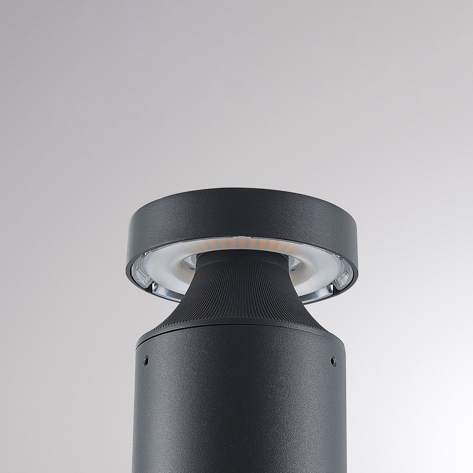 Molto Luce LED path lamp Mona, Ø 10 cm, aluminium, height 85 cm