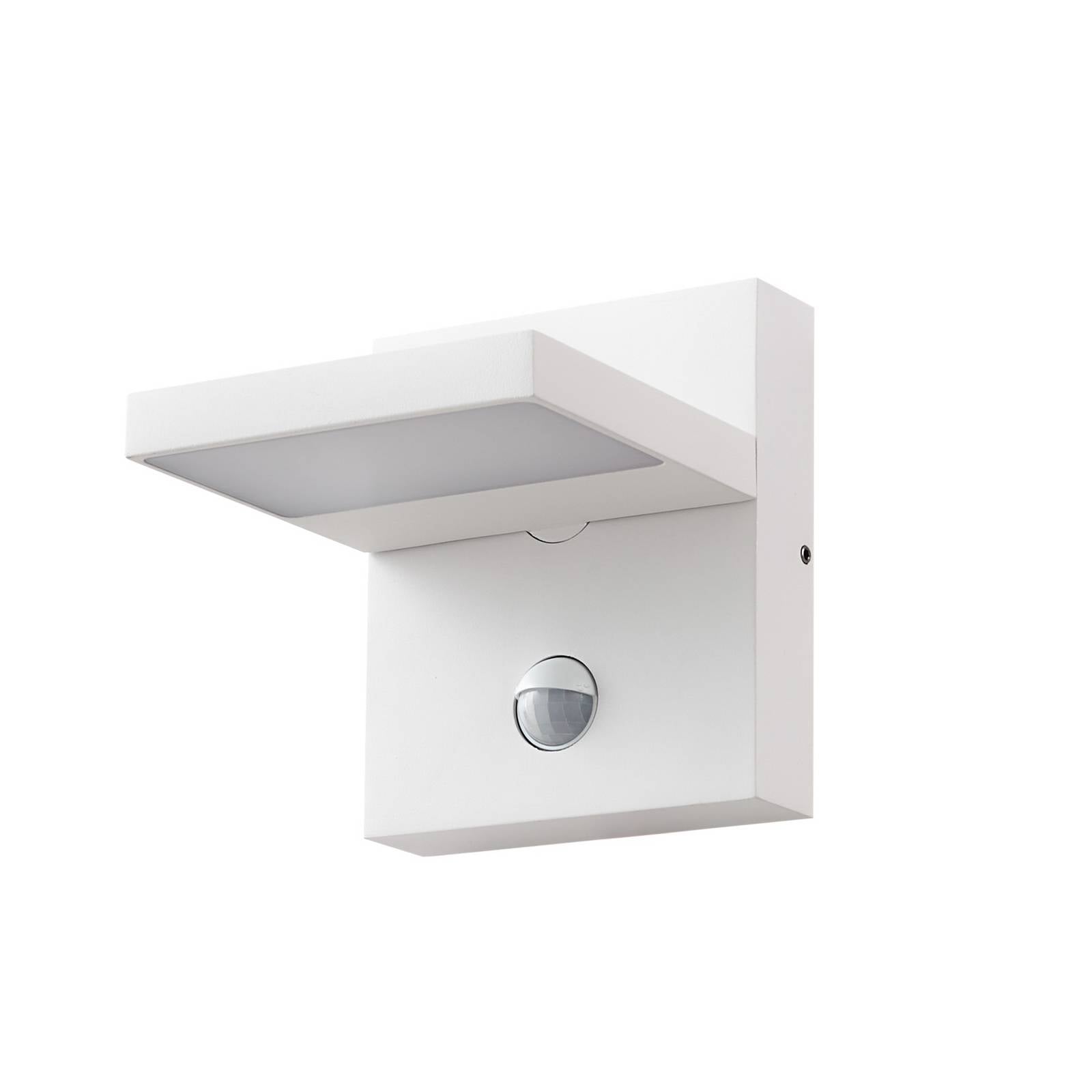 Lucande LED-Außenwandlampe Silvan, weiß, Sensor, IP54, 16cm