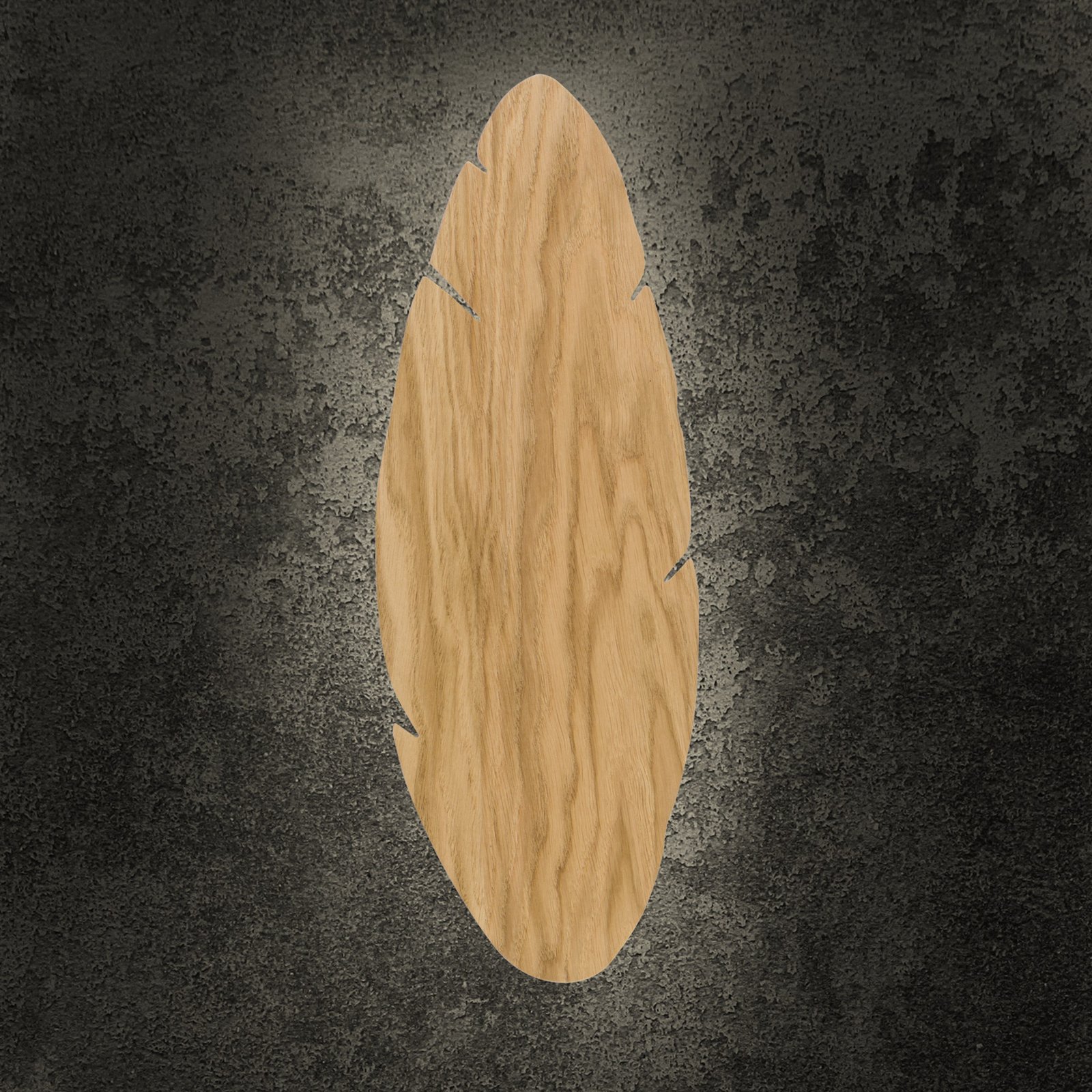 Nástenné svietidlo Envostar Lehti, tvar listu, svetlé drevo, 51 x 18 cm