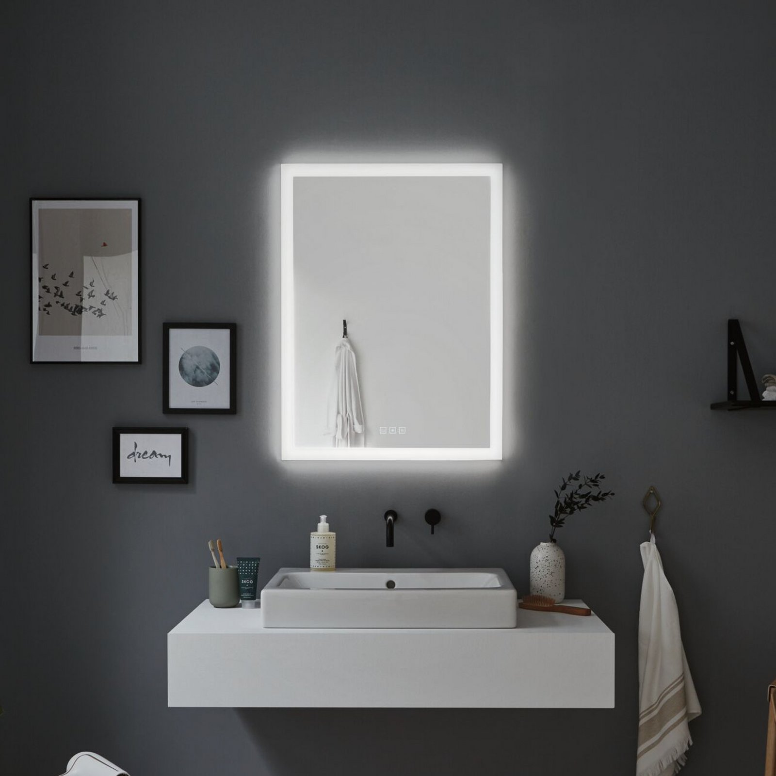 Paulmann LED wall mirror Mirra white 60x80 cm IP44 CCT