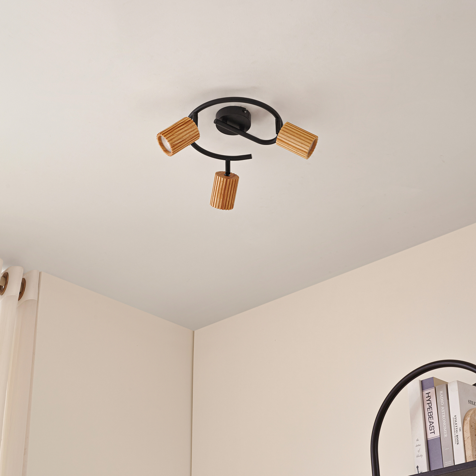 Stralino stropní bodové světlo, 3 žárovky, Ø31cm, dřevo - Lindby